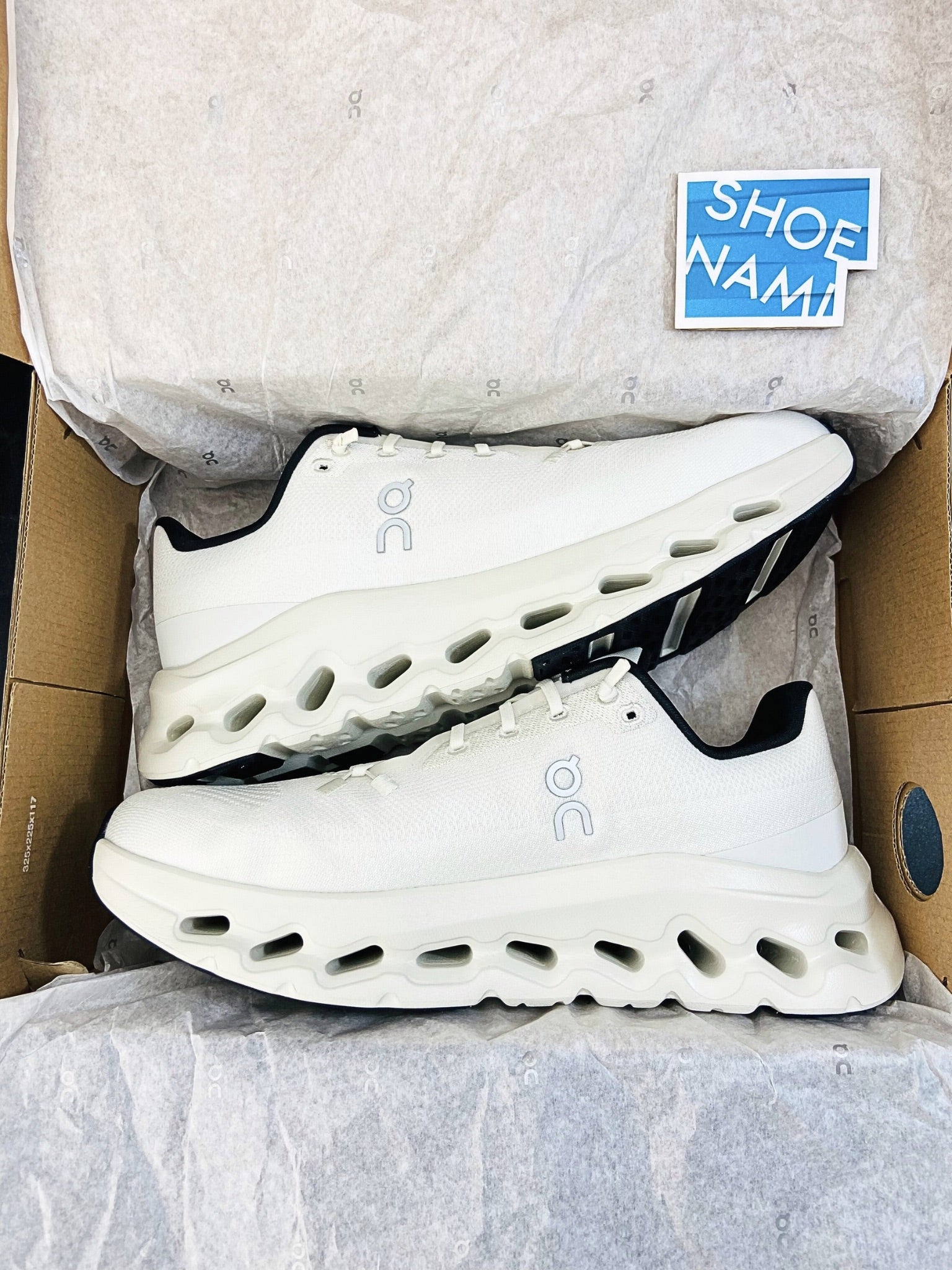 on-cloudtilt-pearl-ice-mens-3ME10102531-0004