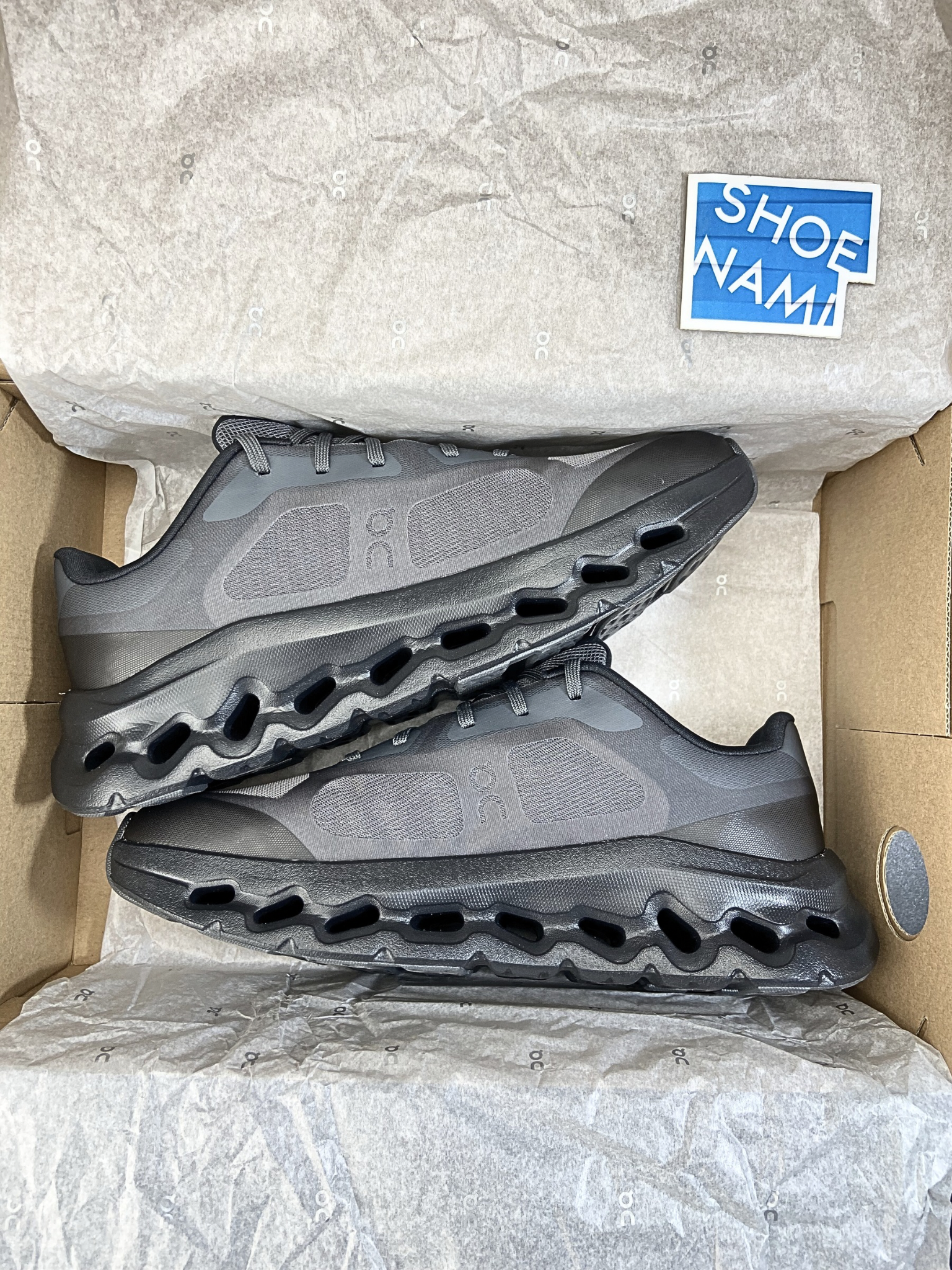 On Cloudtilt Remix 'All Black'