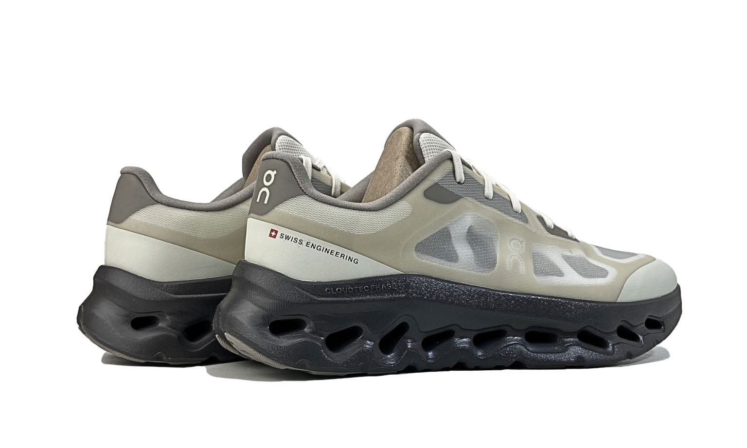 On Cloudtilt Remix 'Dew Pebble'