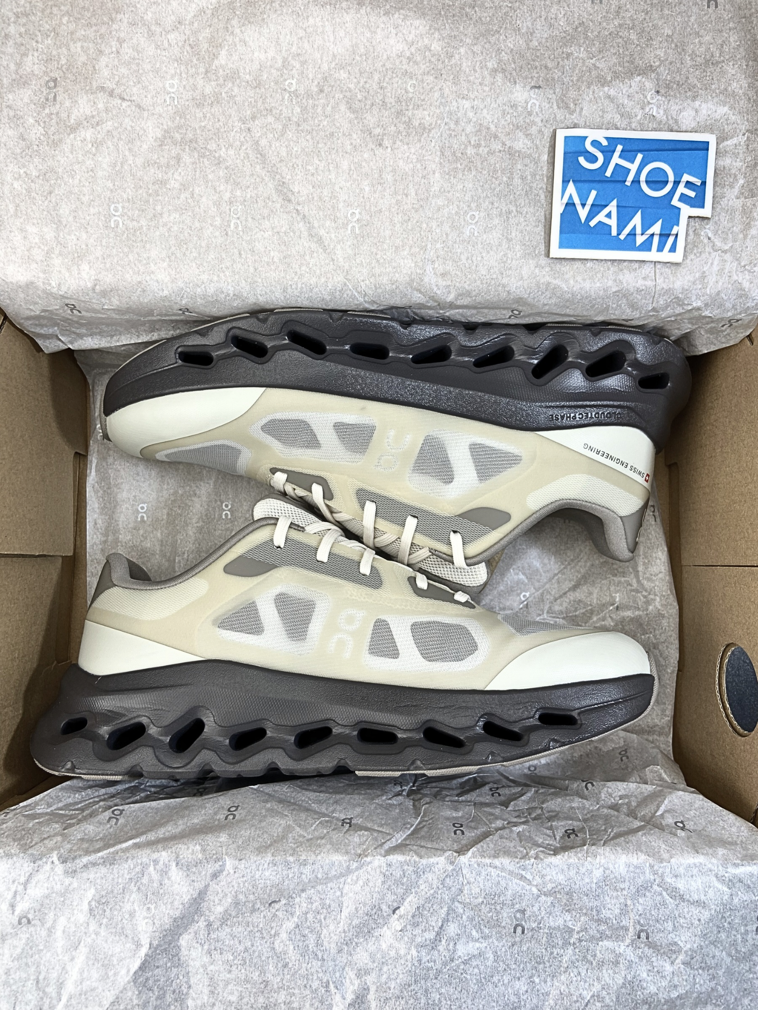 On Cloudtilt Remix 'Dew Pebble'