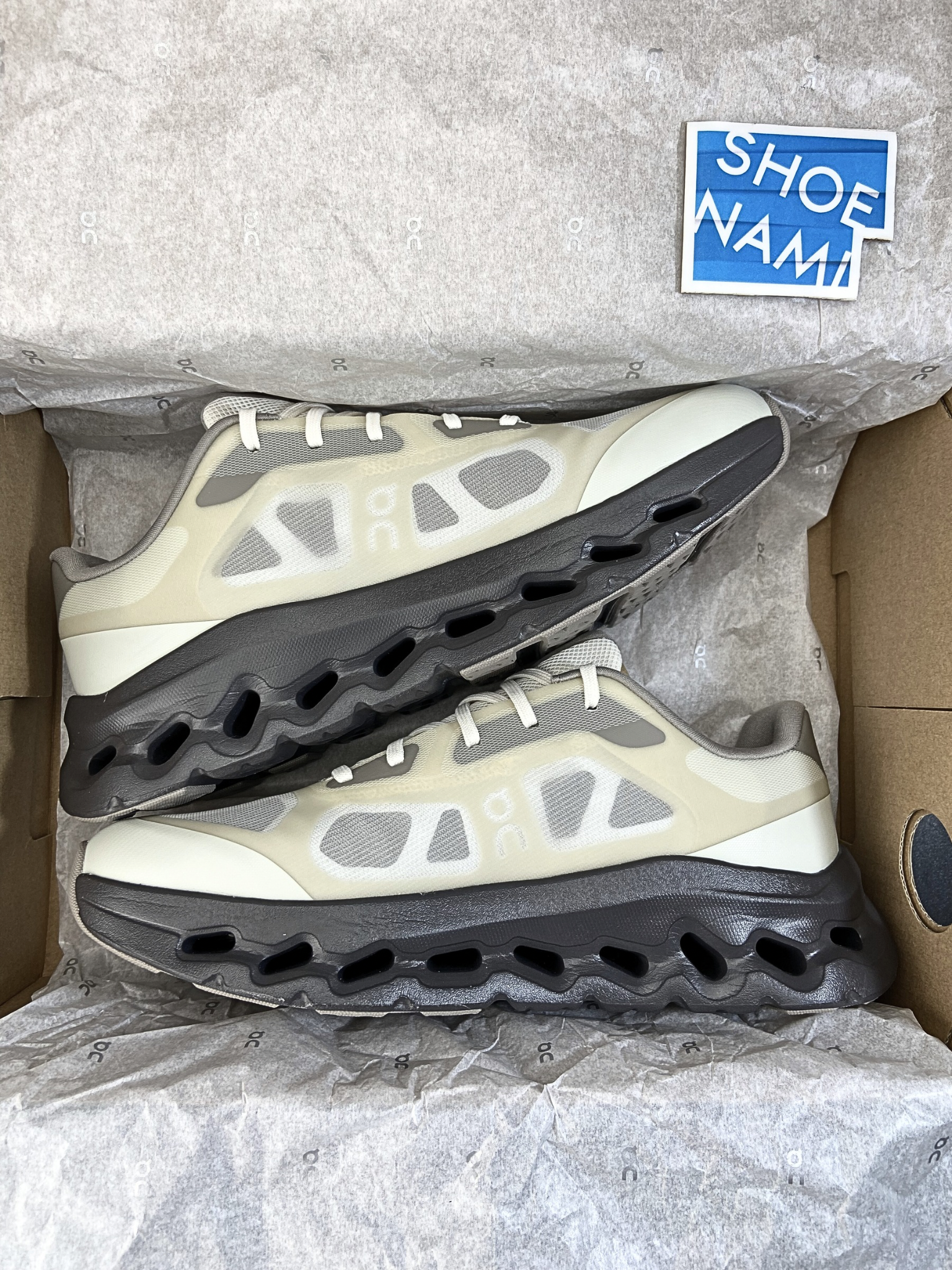 On Cloudtilt Remix 'Dew Pebble'