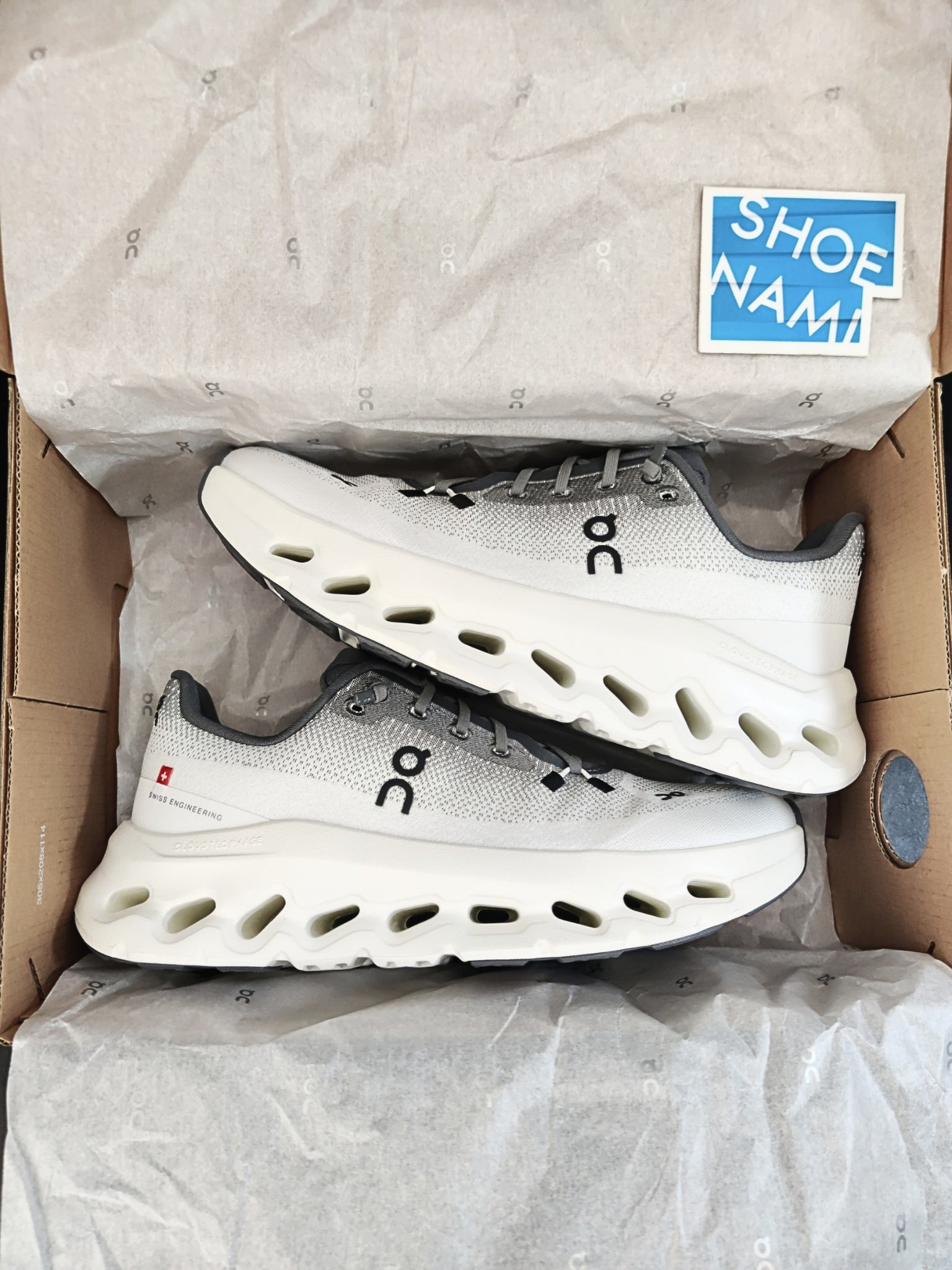 on-cloudtilt-rock-ivory-womens-3WE10053247-6