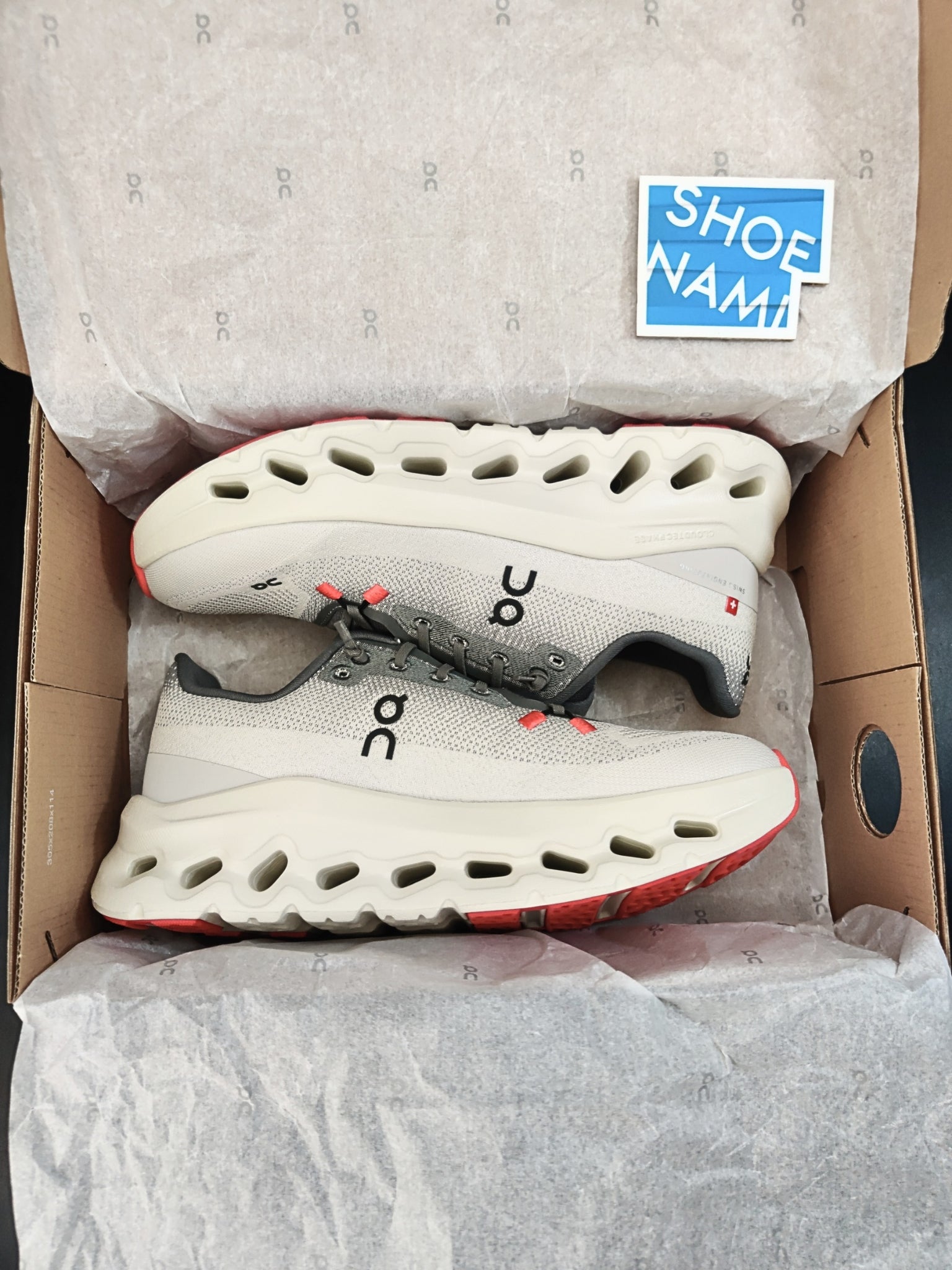 on-cloudtilt-rock-sand-womens-3WE10053251-2