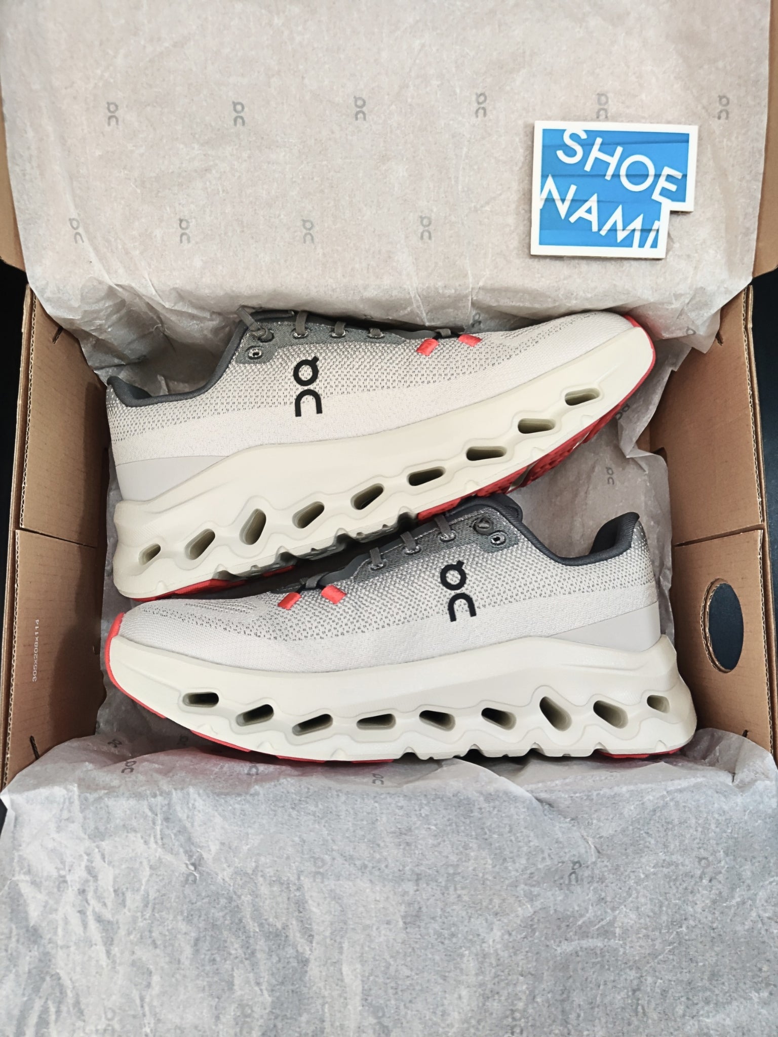 on-cloudtilt-rock-sand-womens-3WE10053251-3