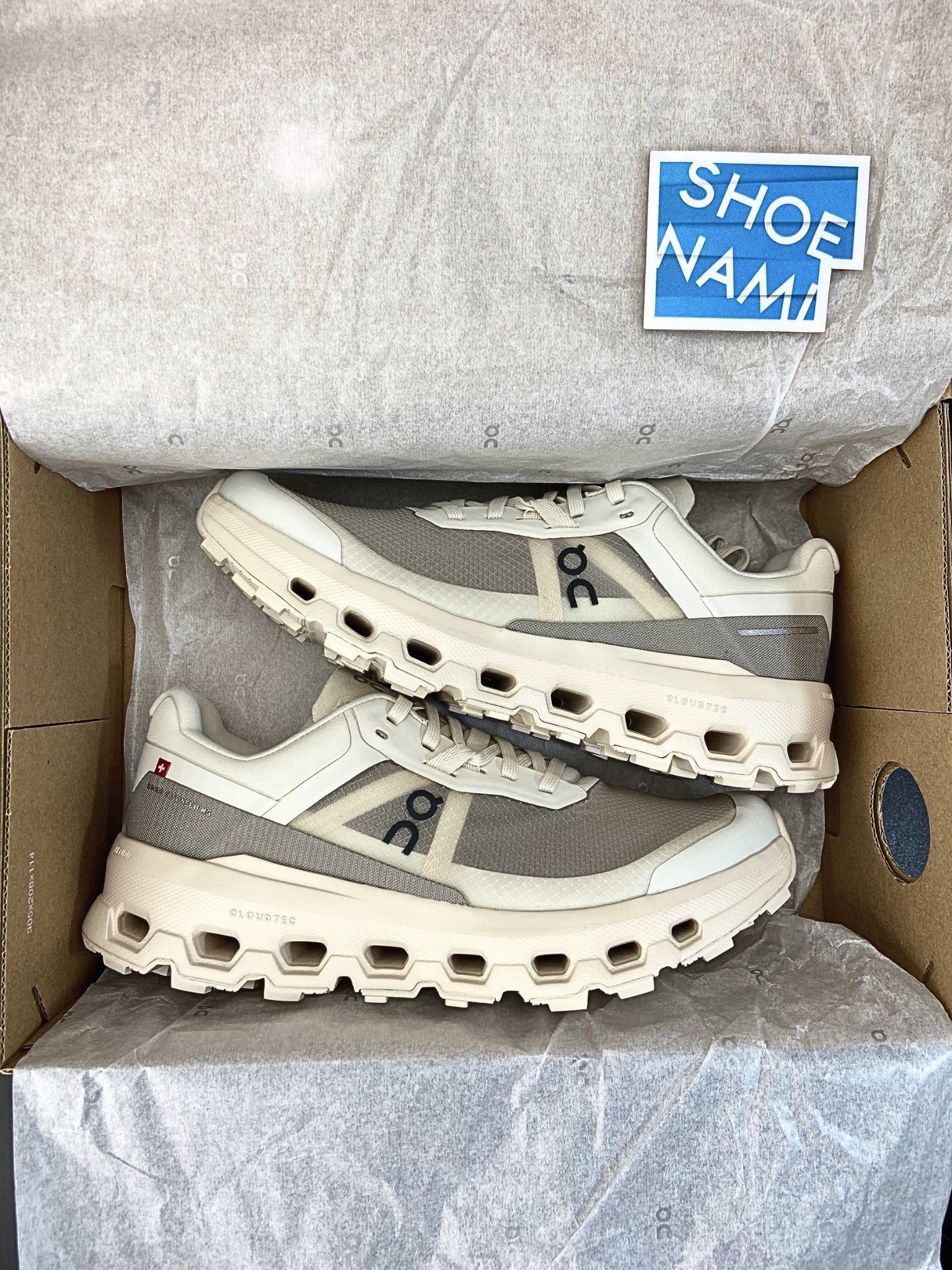 on-cloudvista-2-cream-desert-womens-3WE30133323-03