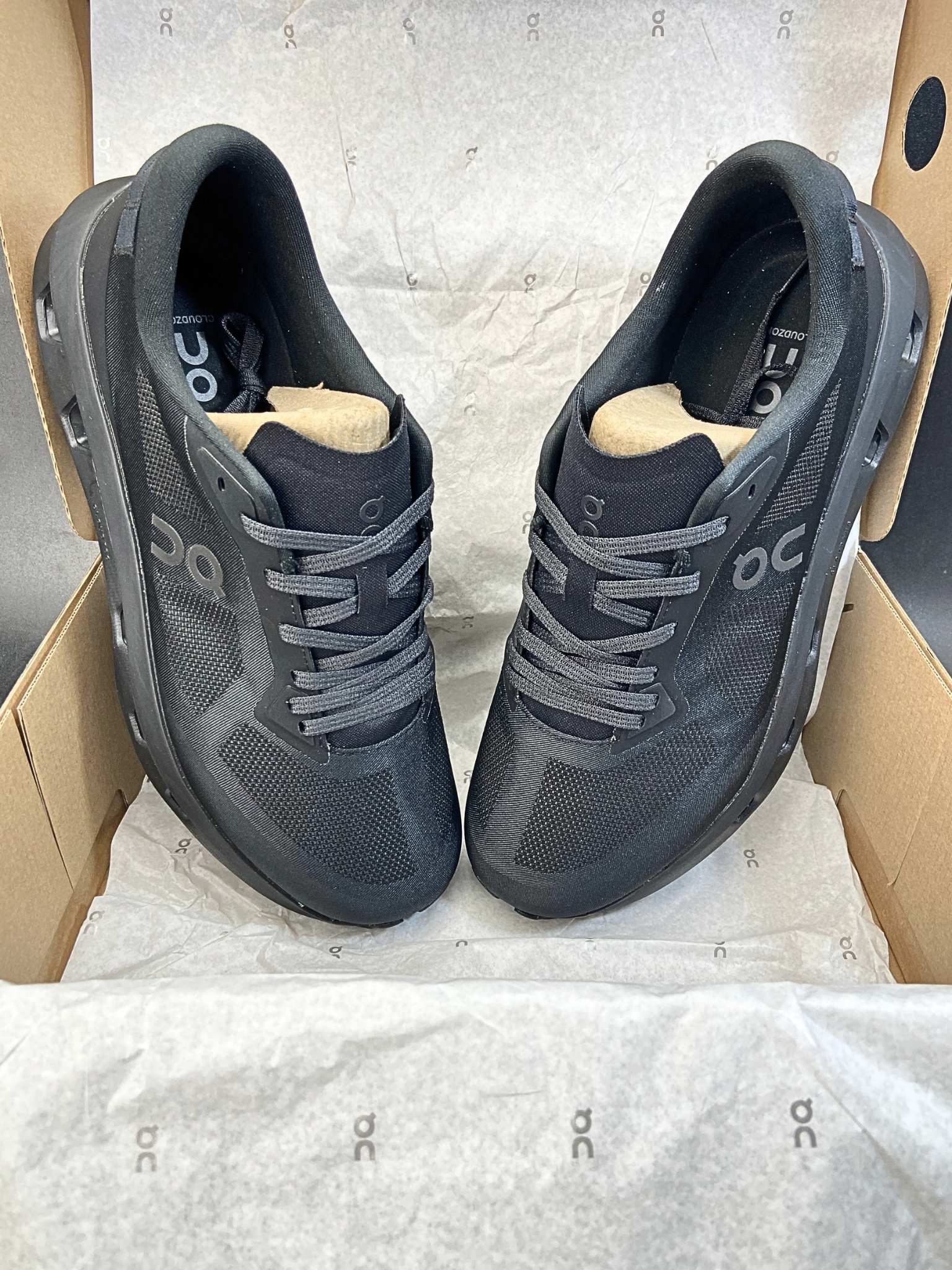 on-cloudzone-black-eclipse-mens-3MF10080106-5