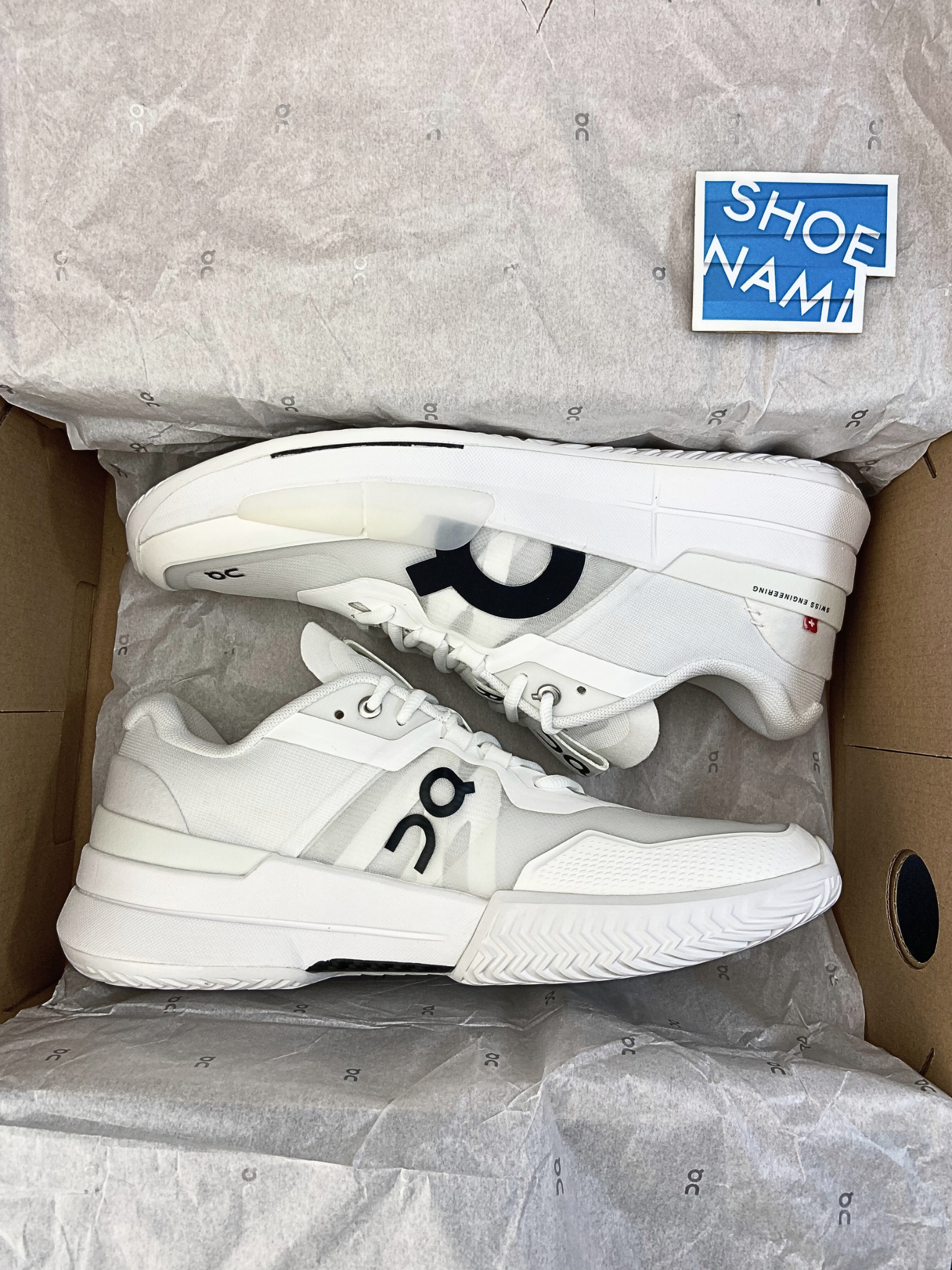 on-the-roger-pro-2-all-white-mens-3ME10300108-2