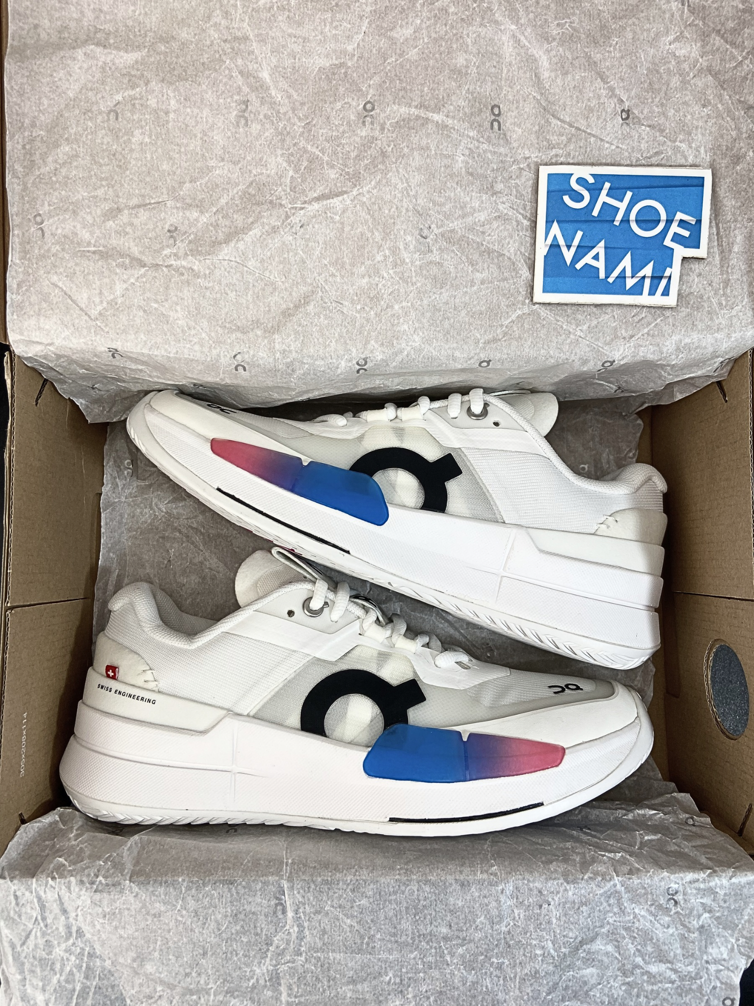 On THE ROGER Pro 2 'White Malibu' (W)