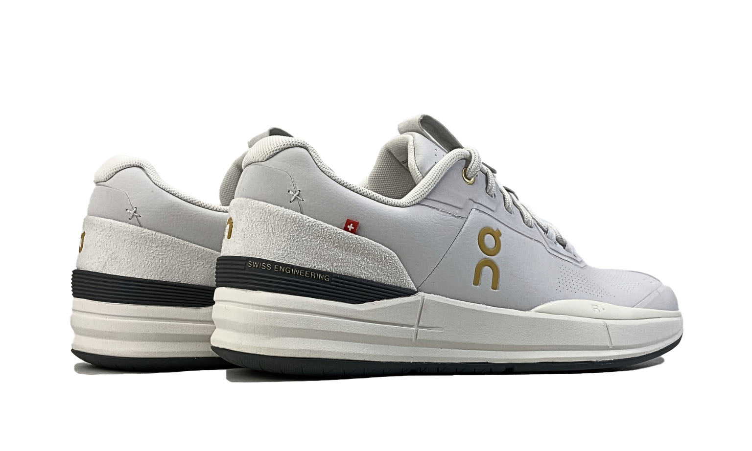 On THE ROGER Pro Ace 'Frost Shadow'