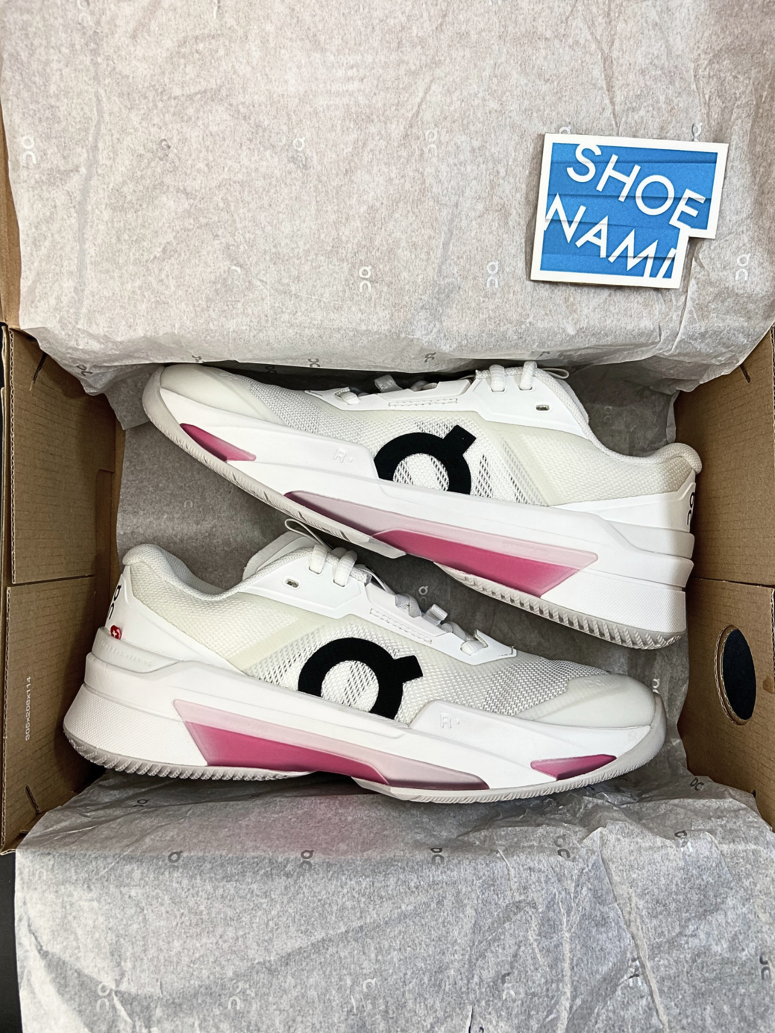 on-the-roger-pro-fire-white-pink-womens-3WF30032626-3