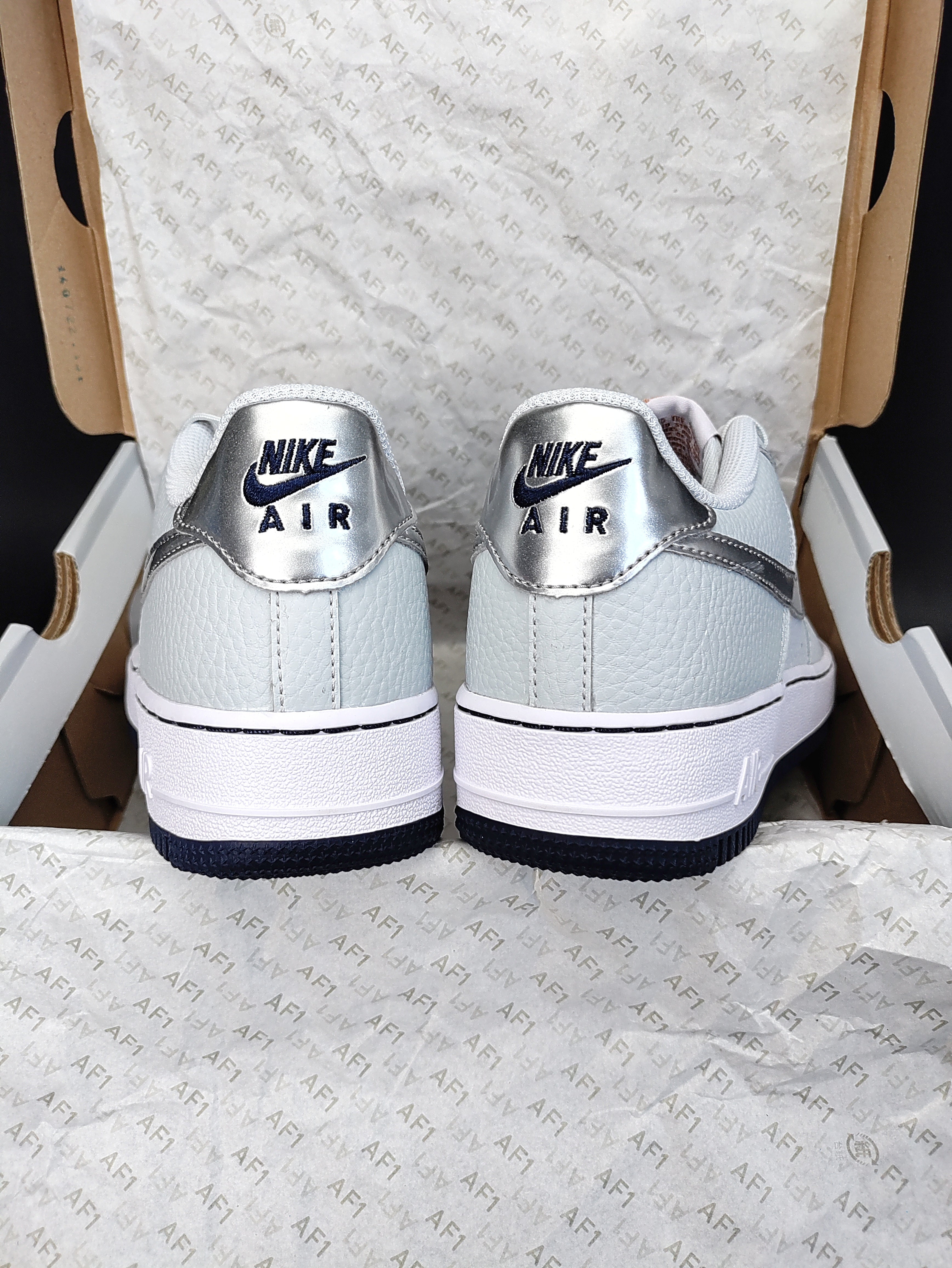 Nike Air Force 1 (GS) 'Pure Platinum/Barely Grape'