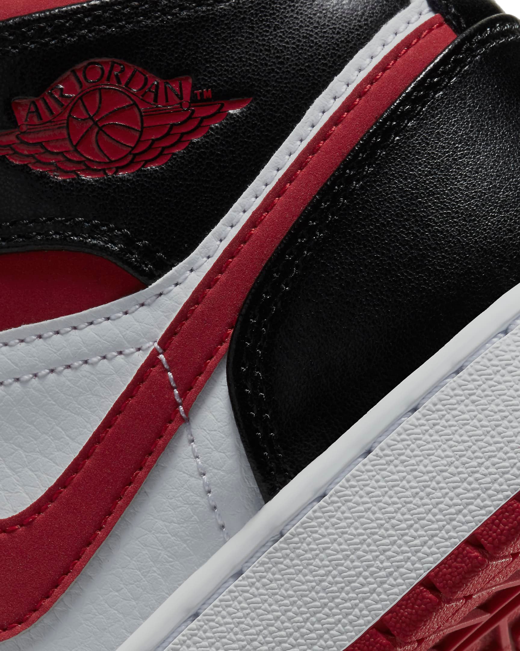 Air Jordan 1 Mid (GS) 'White/Gym Red/Black'