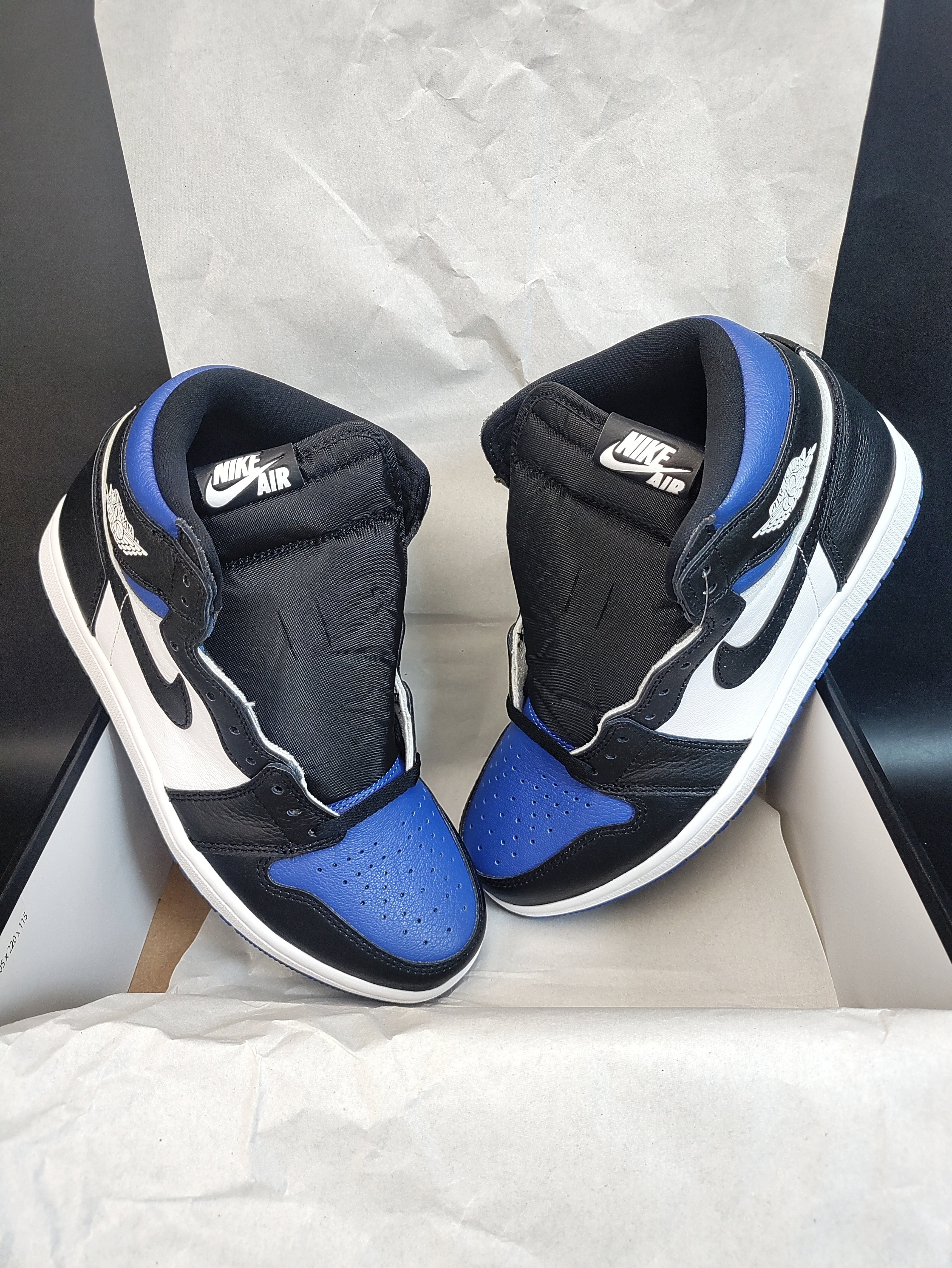Air Jordan 1 Retro High OG 'Royal Toe'