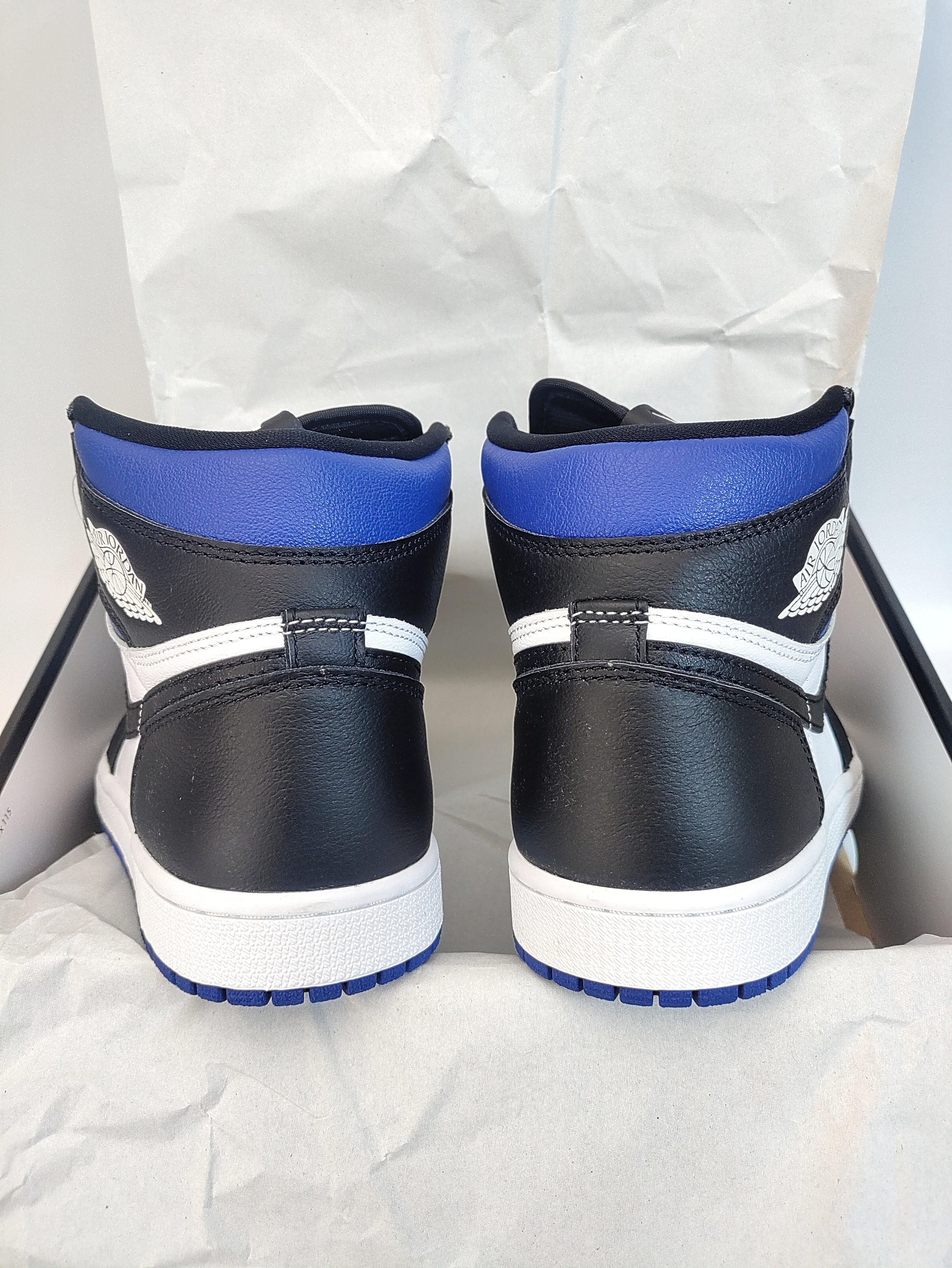 Air Jordan 1 Retro High OG 'Royal Toe'