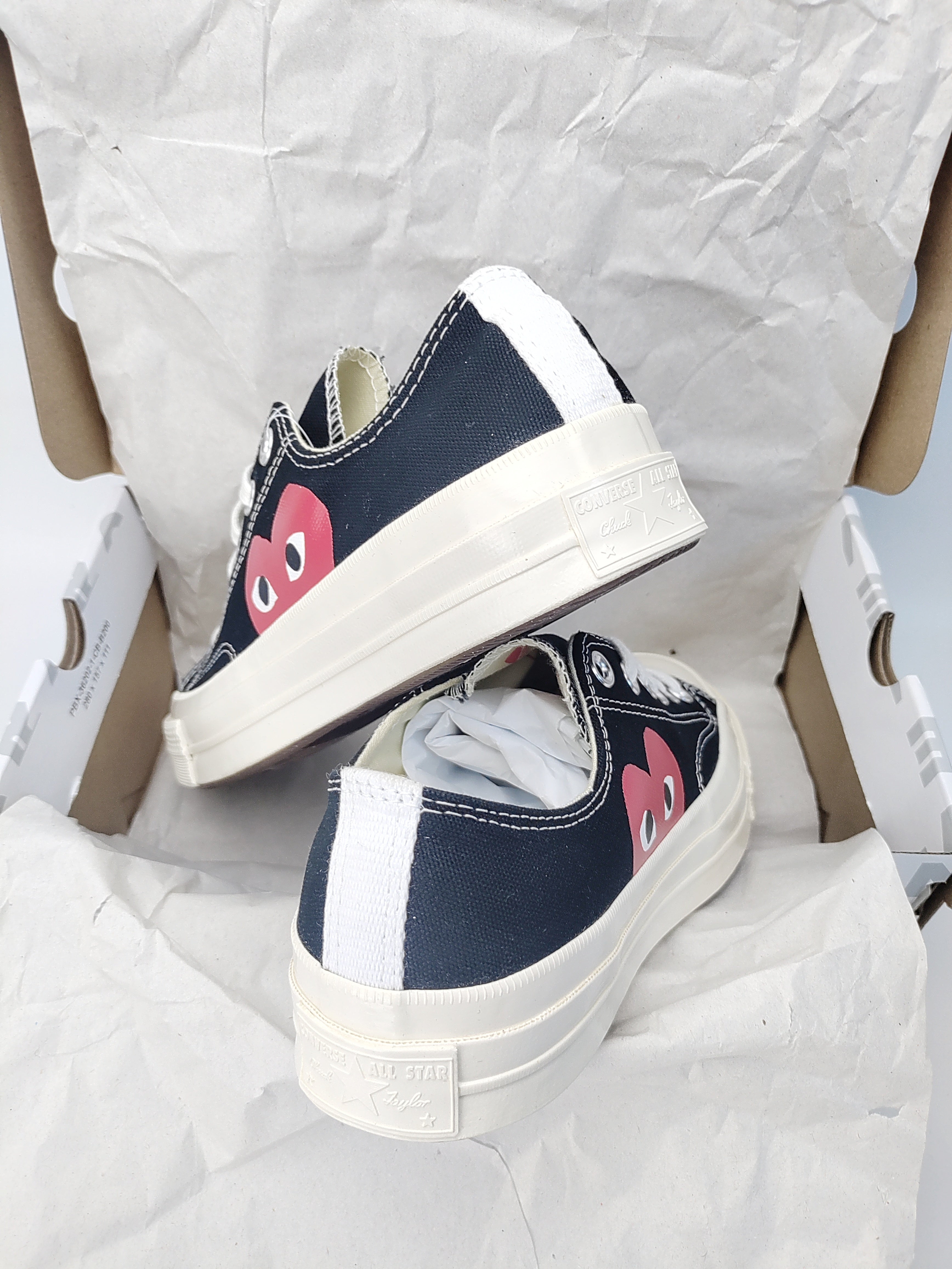 Converse X Comme Des Garçons CDG Play Chuck Taylor 'Low-Top Black' (With Stain)