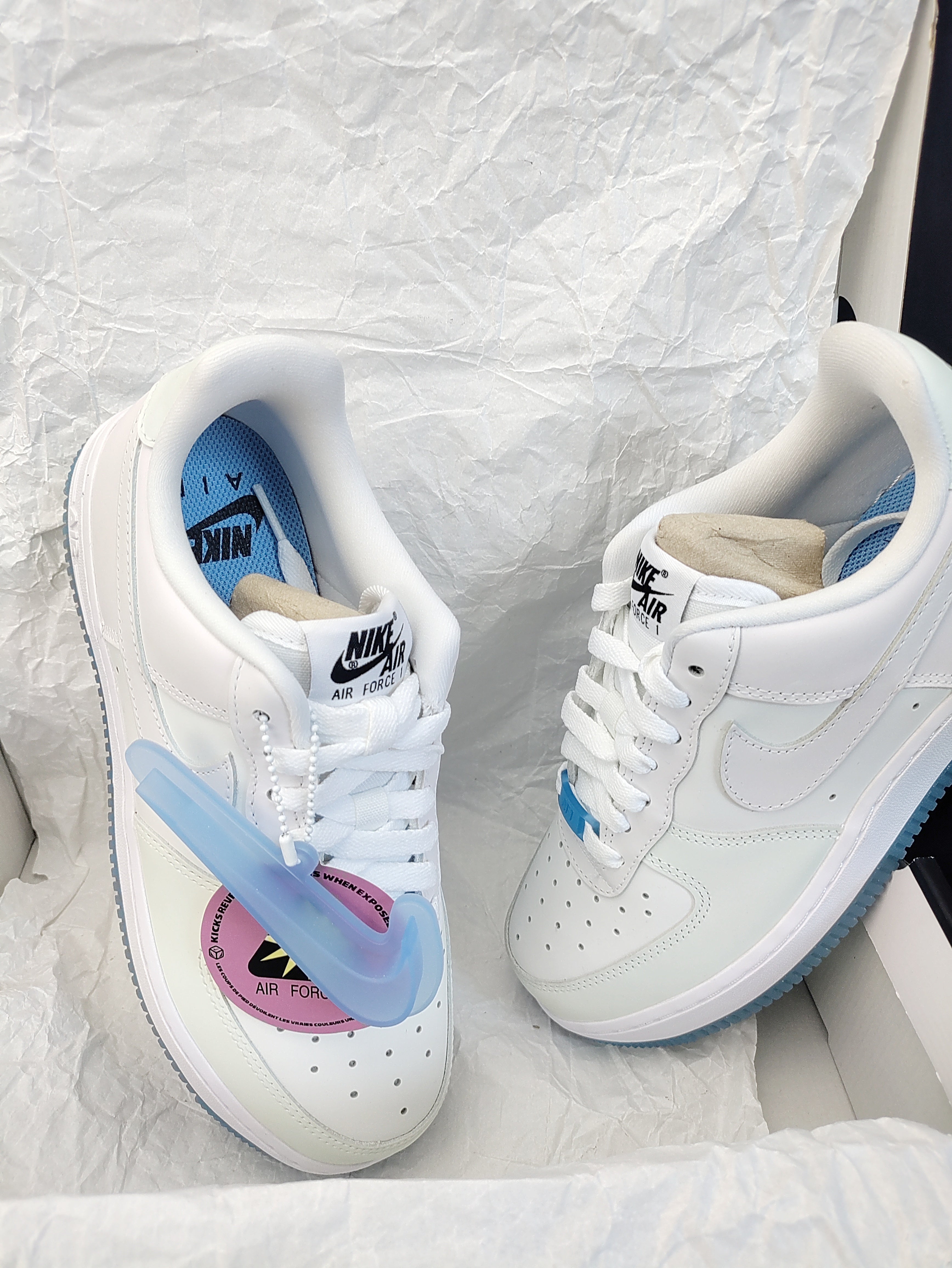 Nike Air Force 1 '07 LX 'UV Reactive'