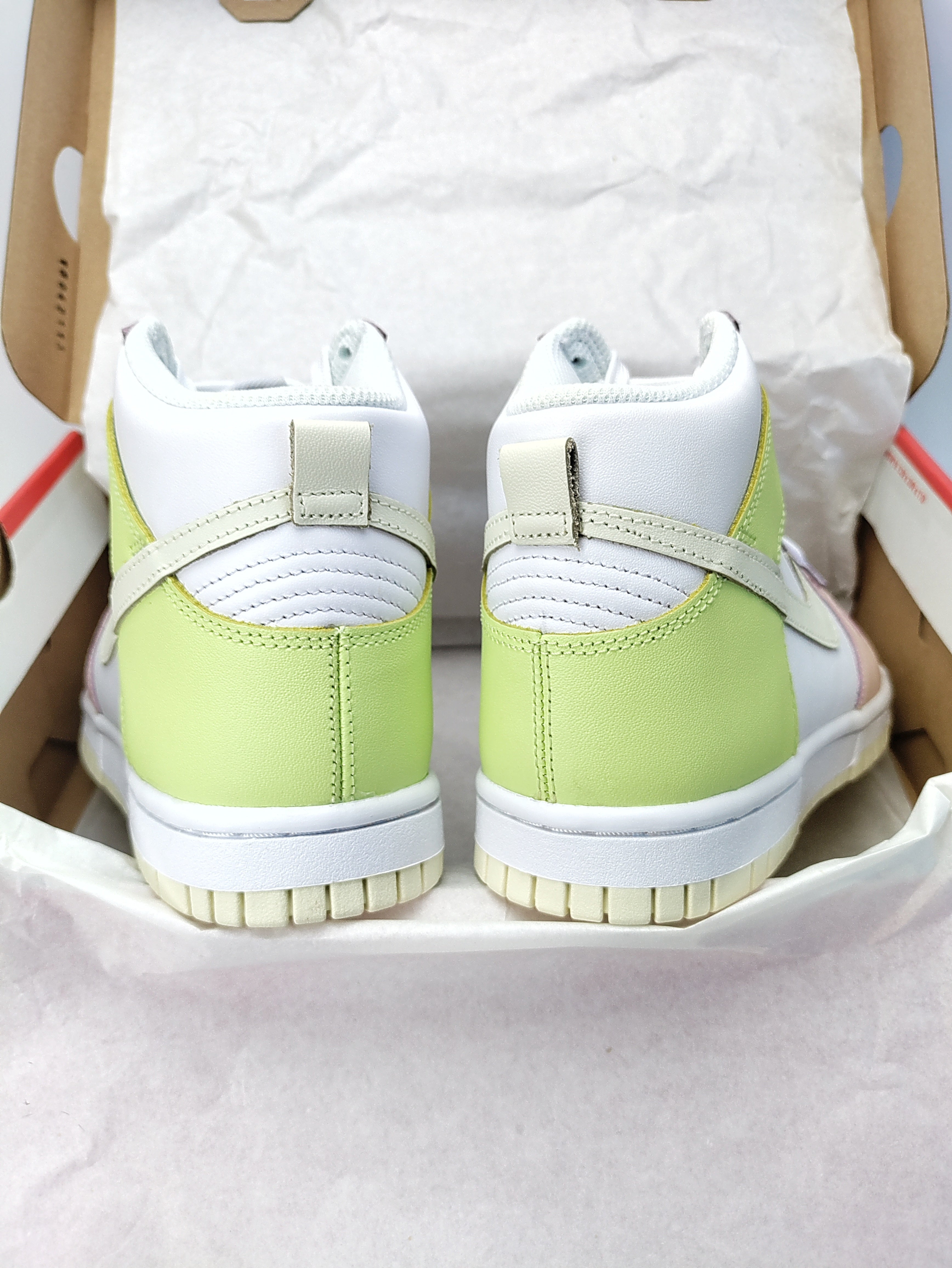 Nike Dunk High 'Lemon Twist'