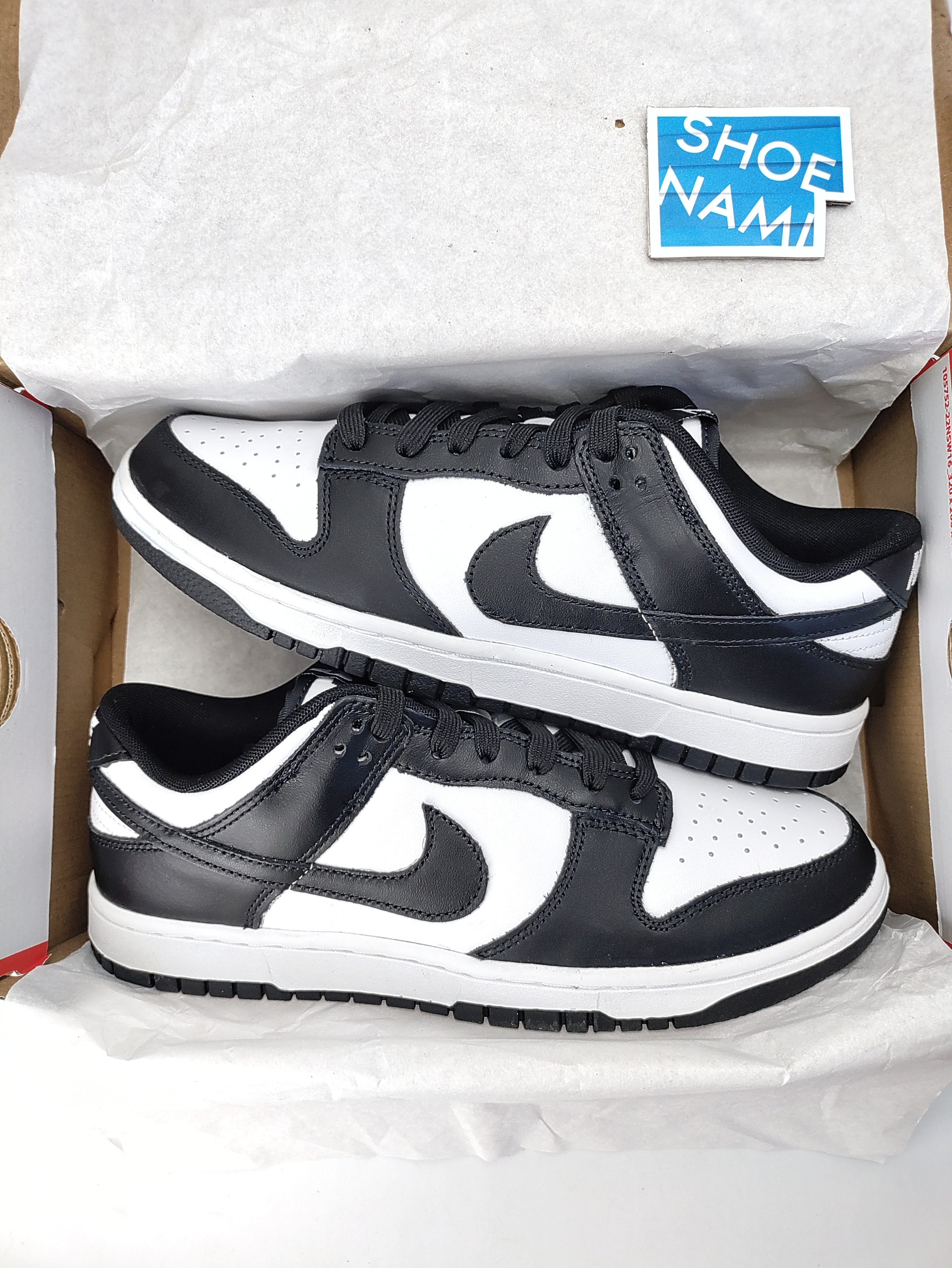 Nike Dunk Low Retro 'Panda'