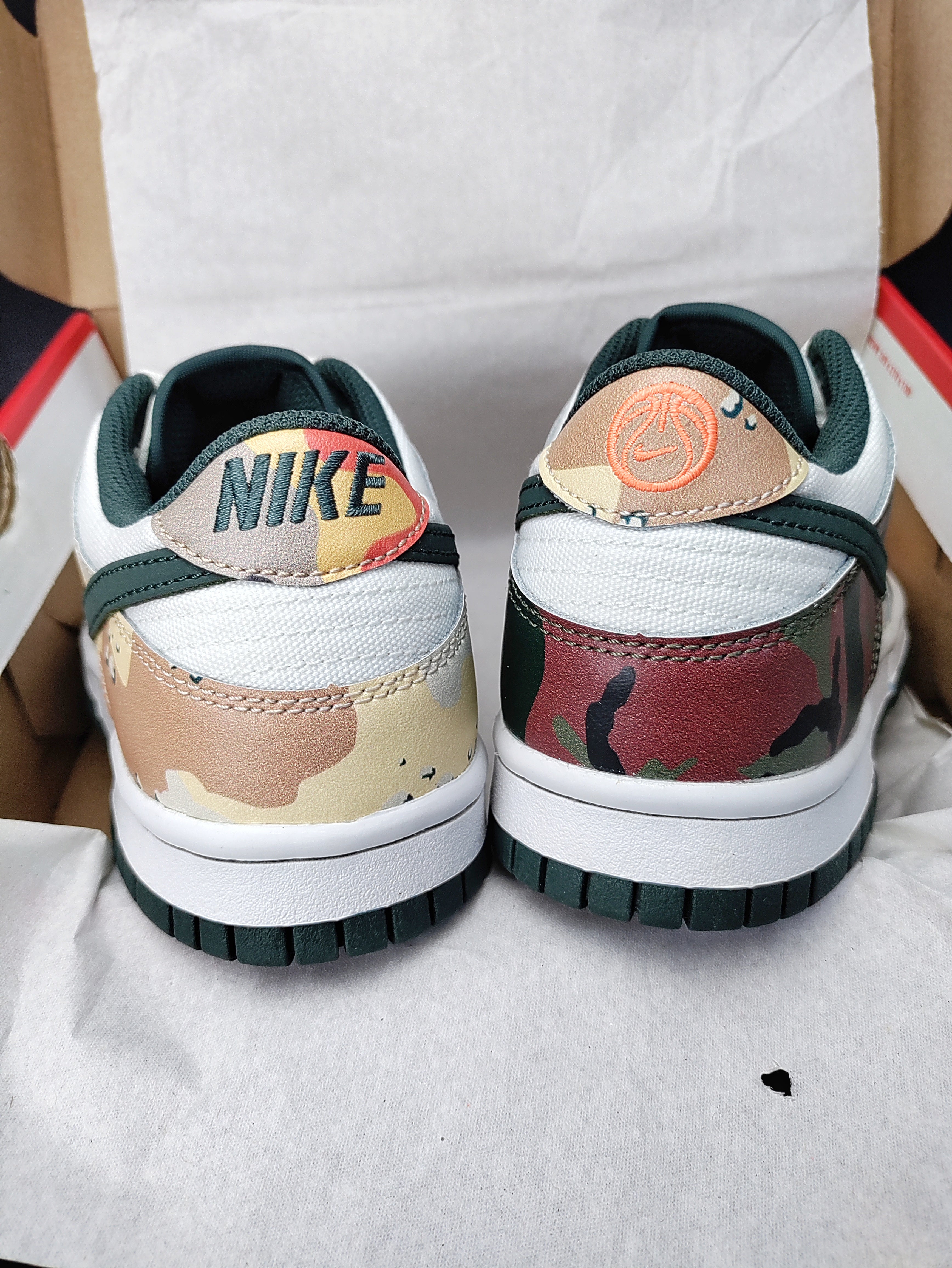 Nike Dunk Low SE (GS) 'Sail Multi-Camo'