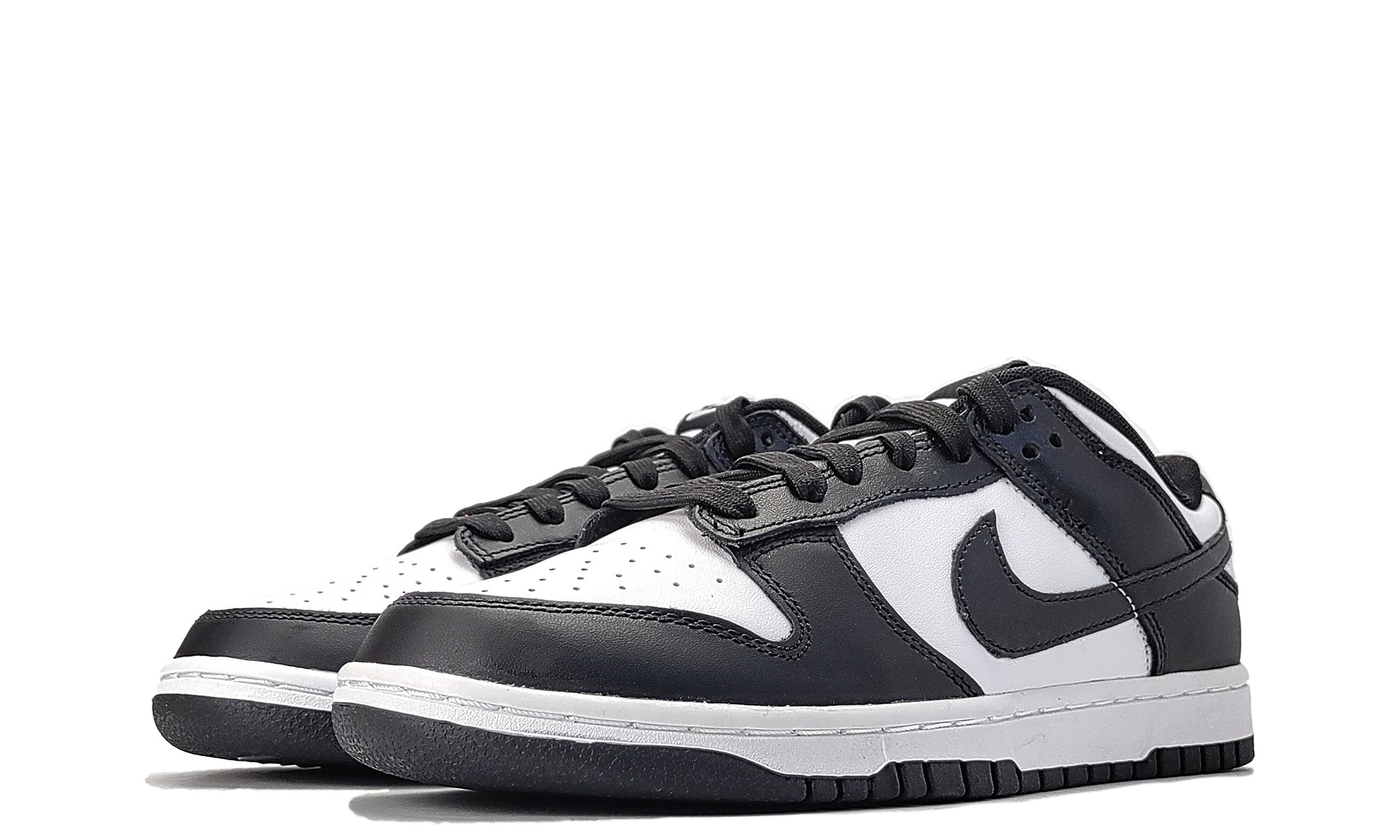 Nike Dunk Low Retro 'Panda'