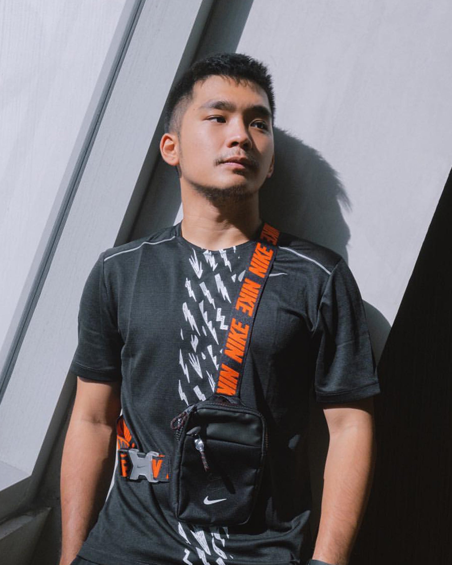 Nike Sportswear Essentials Hip Pack 'Black/Infrared'