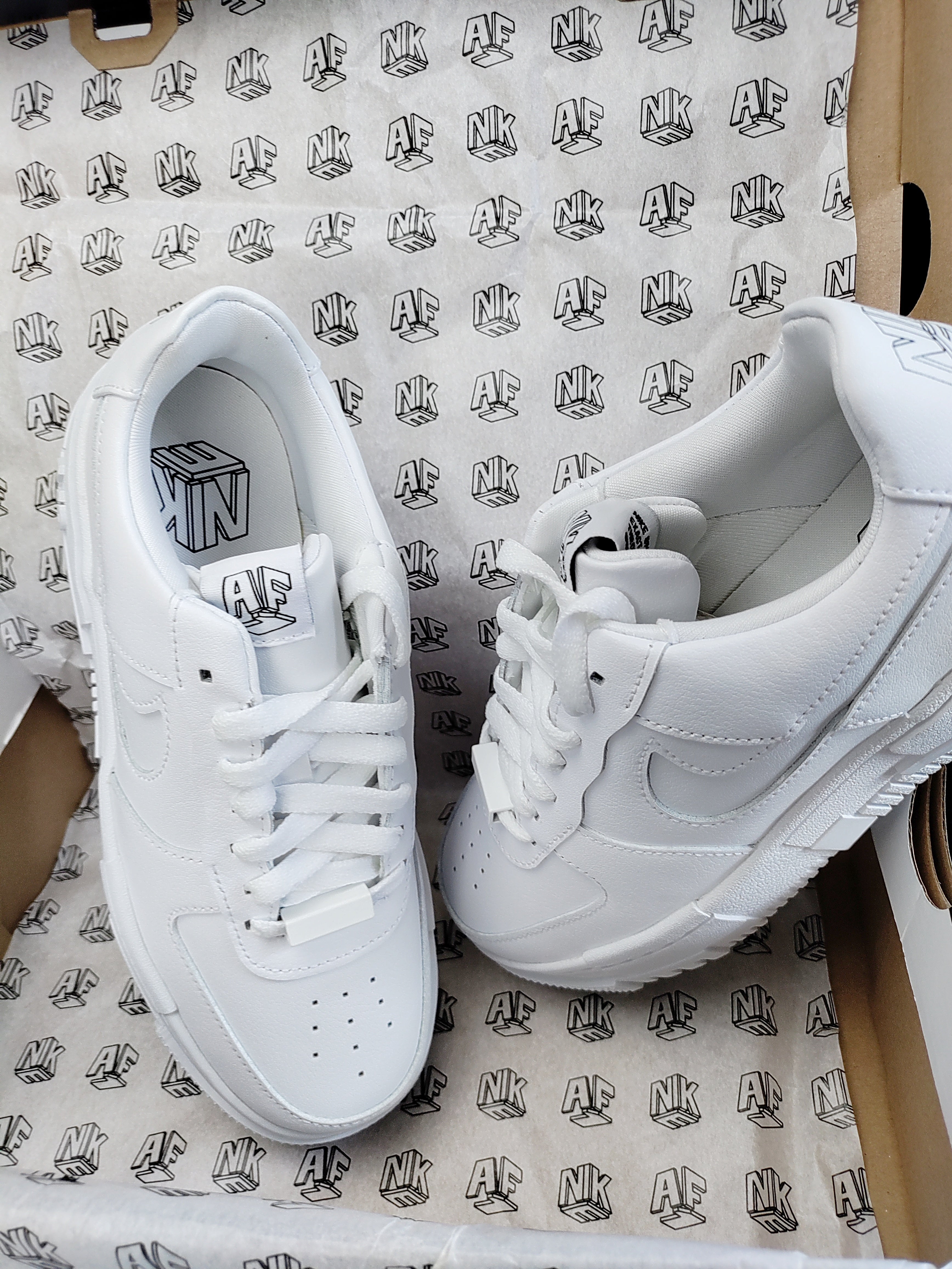 Nike Air Force 1 'Pixel White'