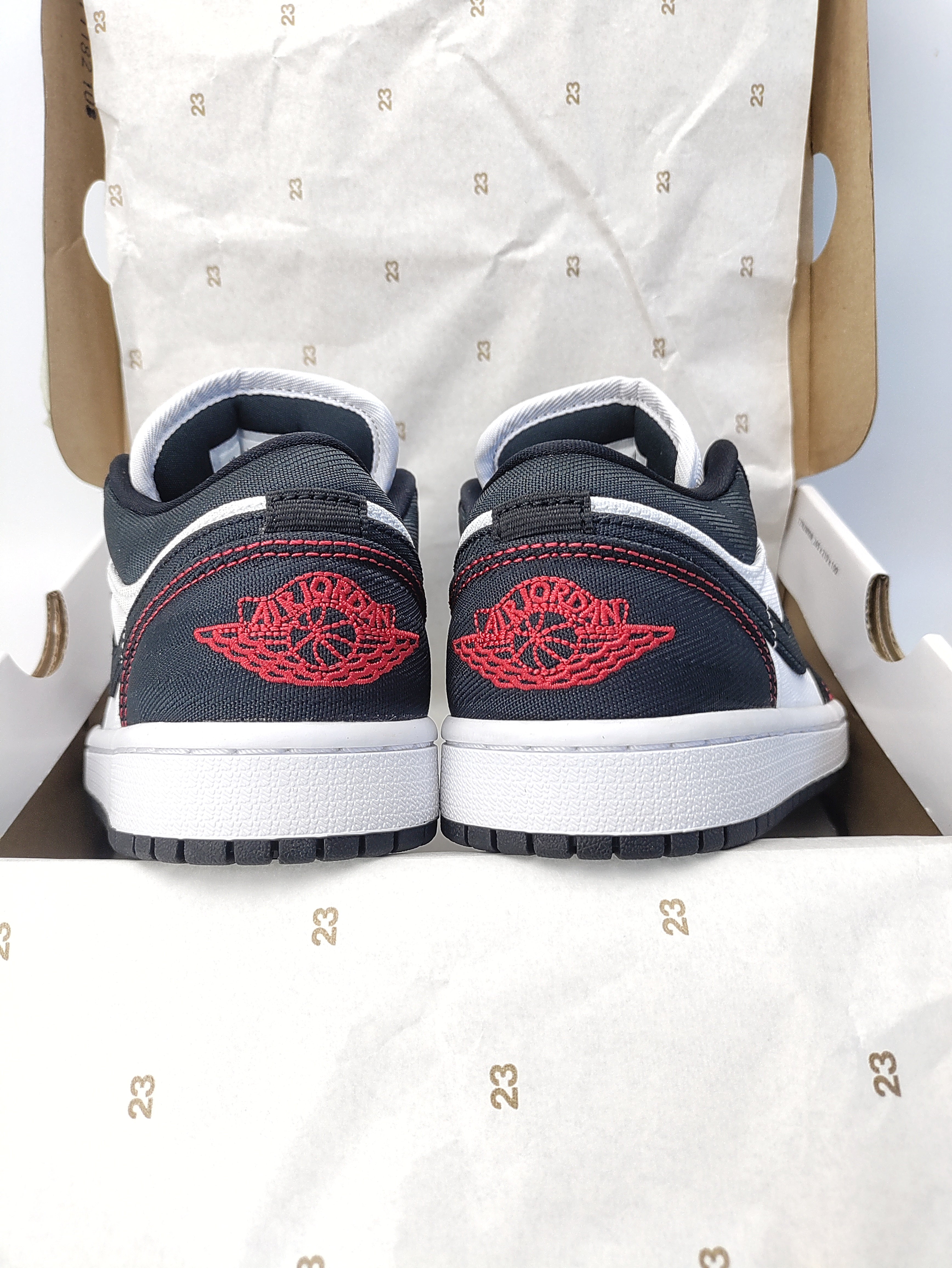 Air Jordan 1 Low SE Utility 'White/Black/Gym Red'