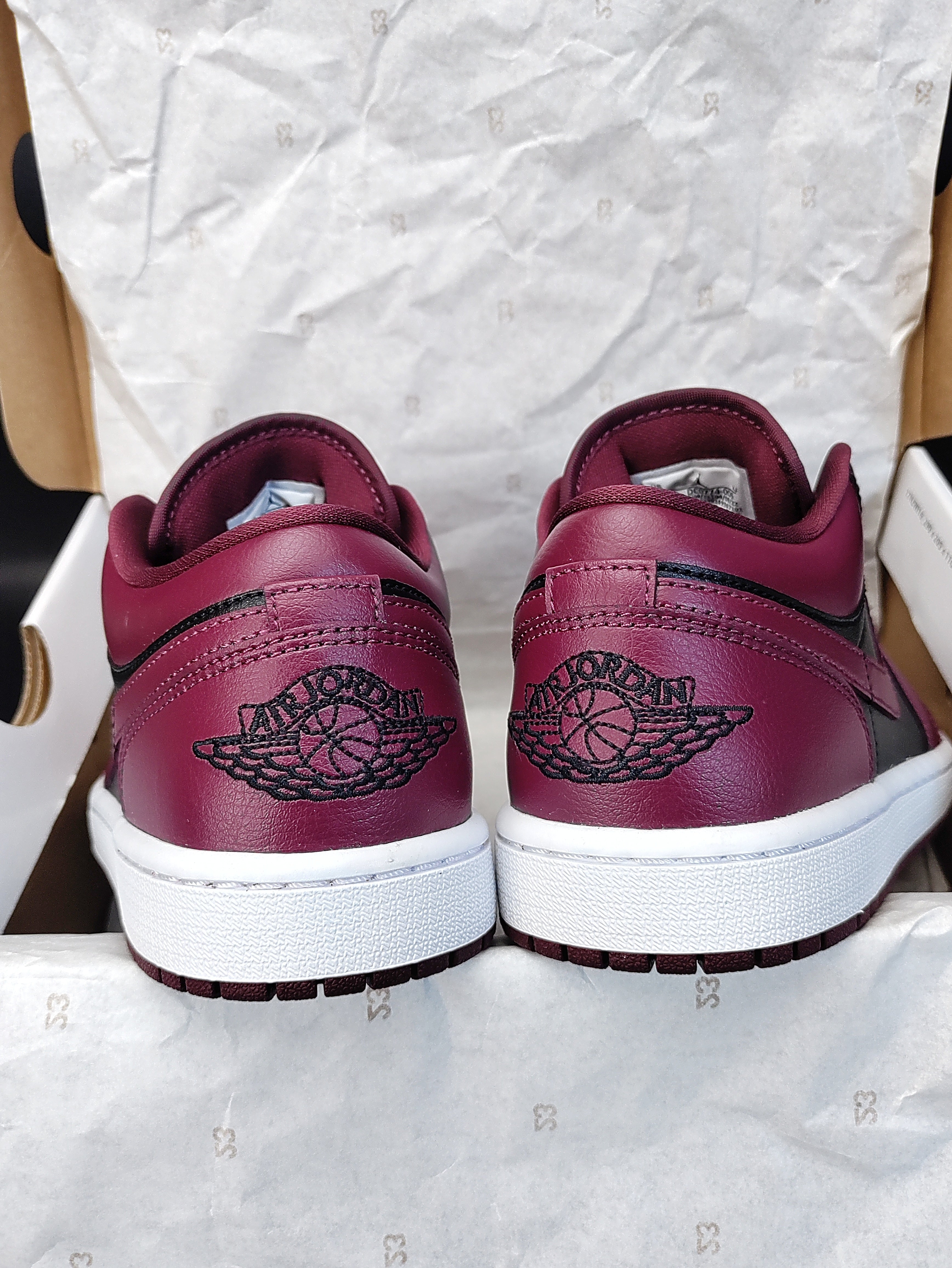 Air Jordan 1 Low 'Cherrywood Red'