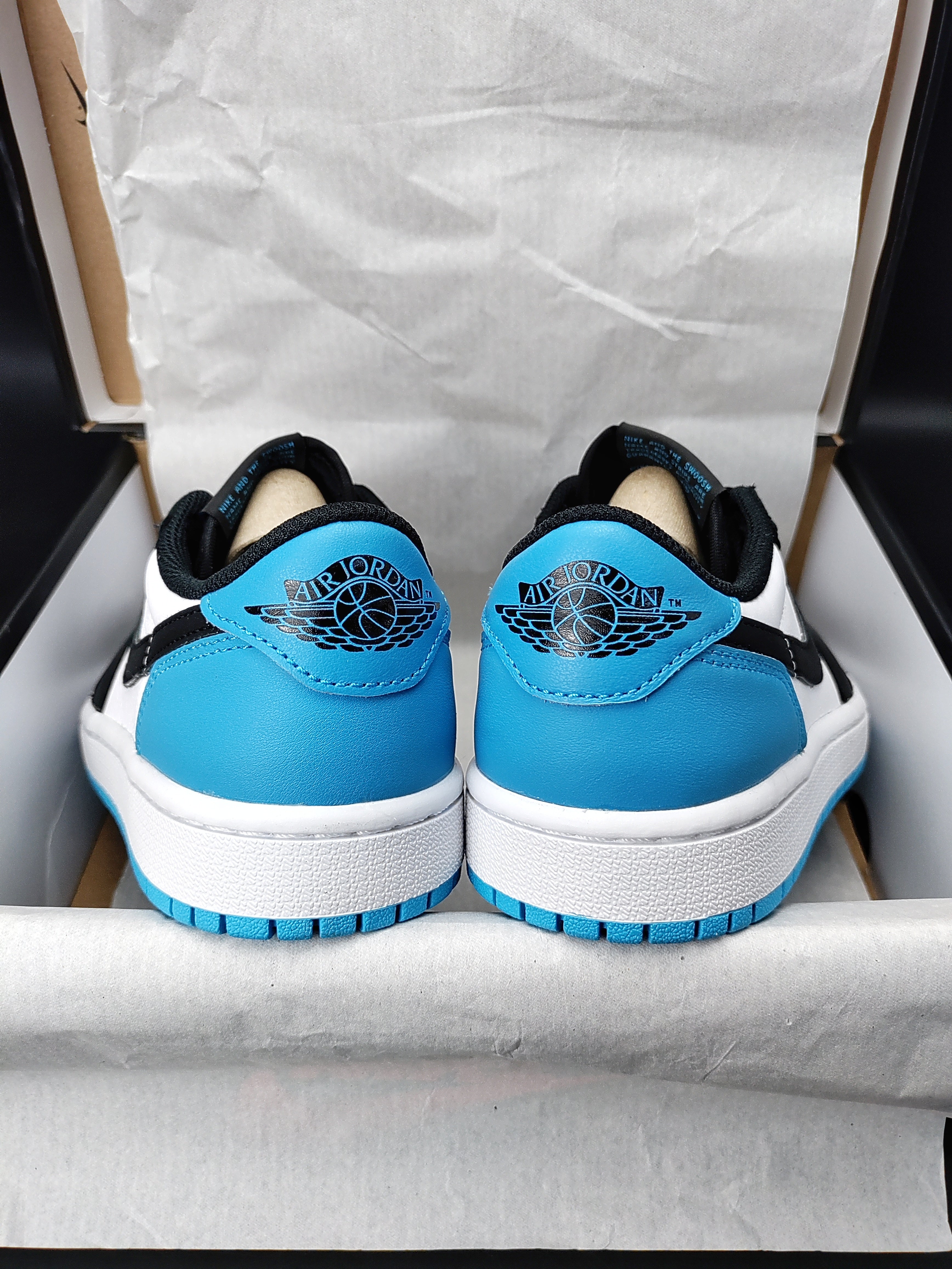 Air Jordan 1 Retro Low OG 'Dark Powder Blue'