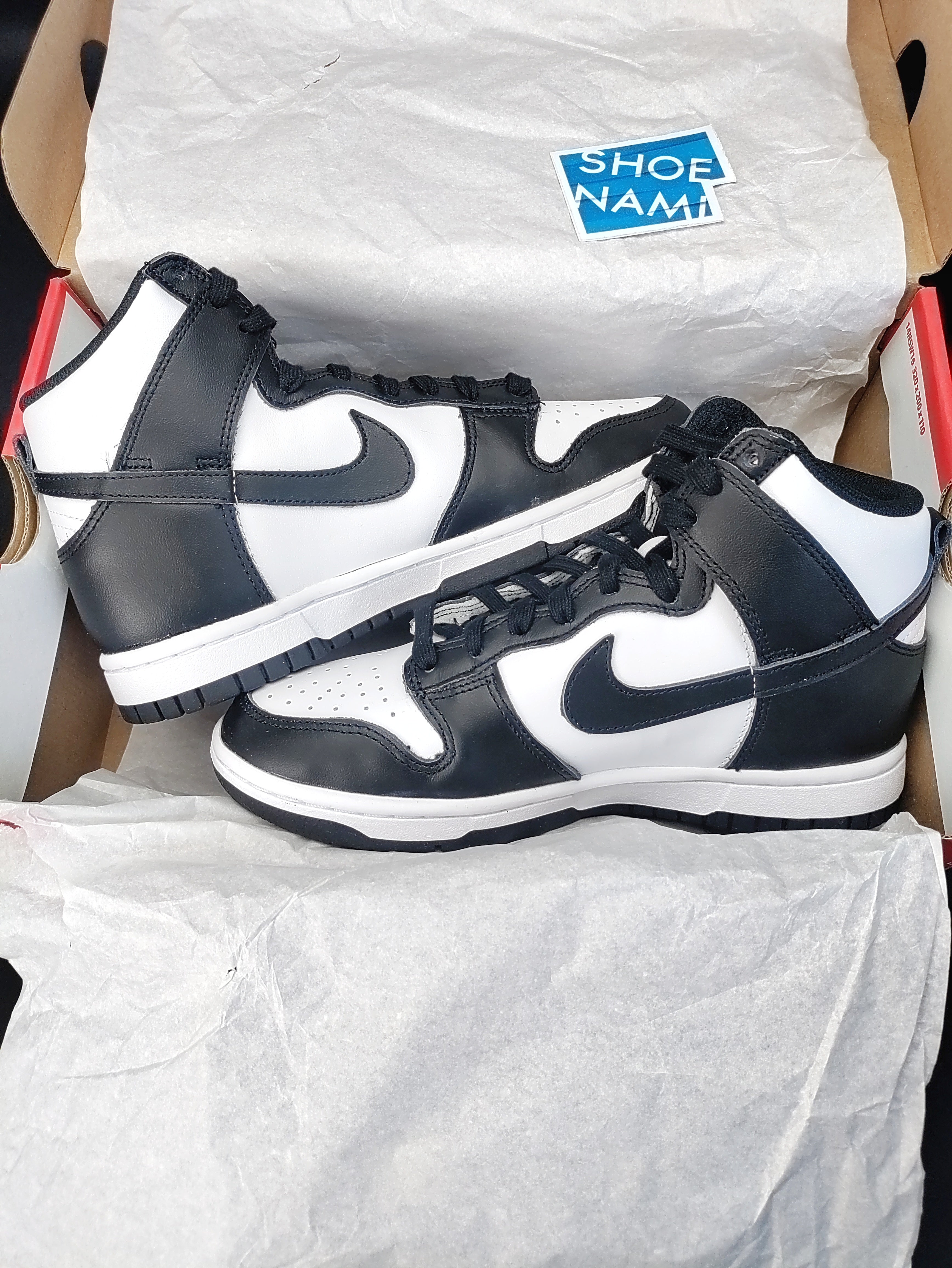 Nike Dunk High 'Panda'