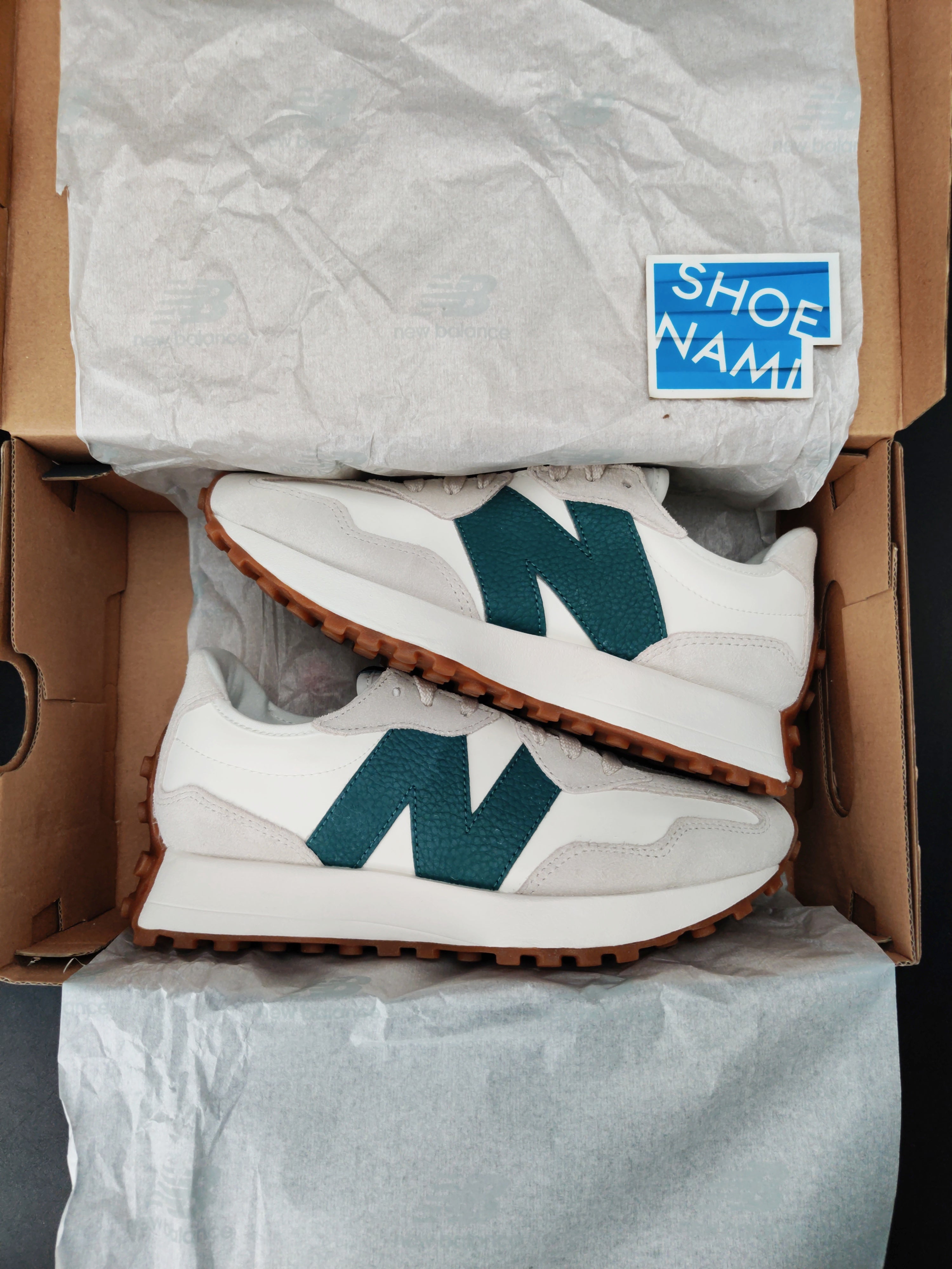 New Balance 327 Moonbeam 'New Spruce'