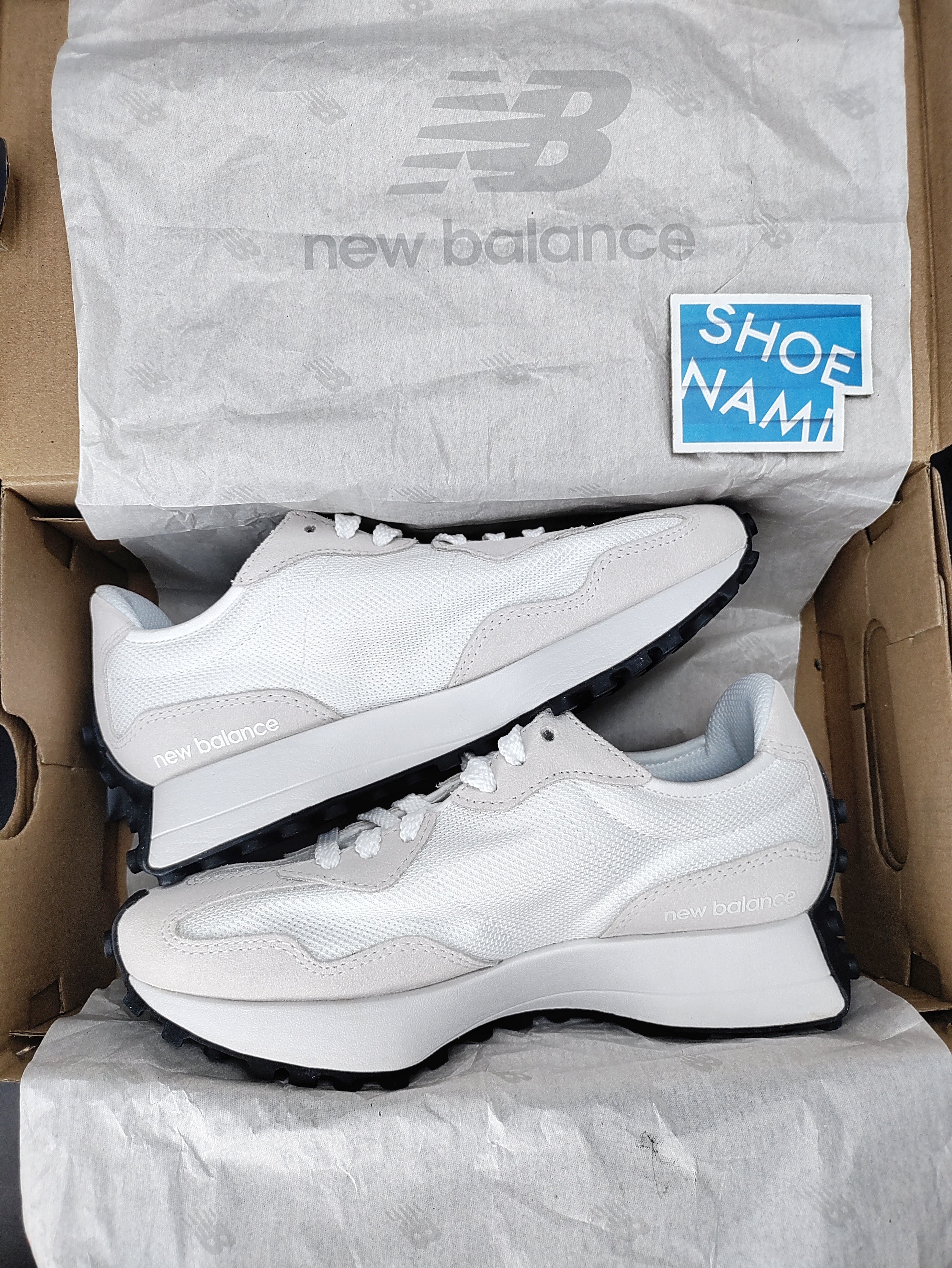 New Balance 327 'White/Black'