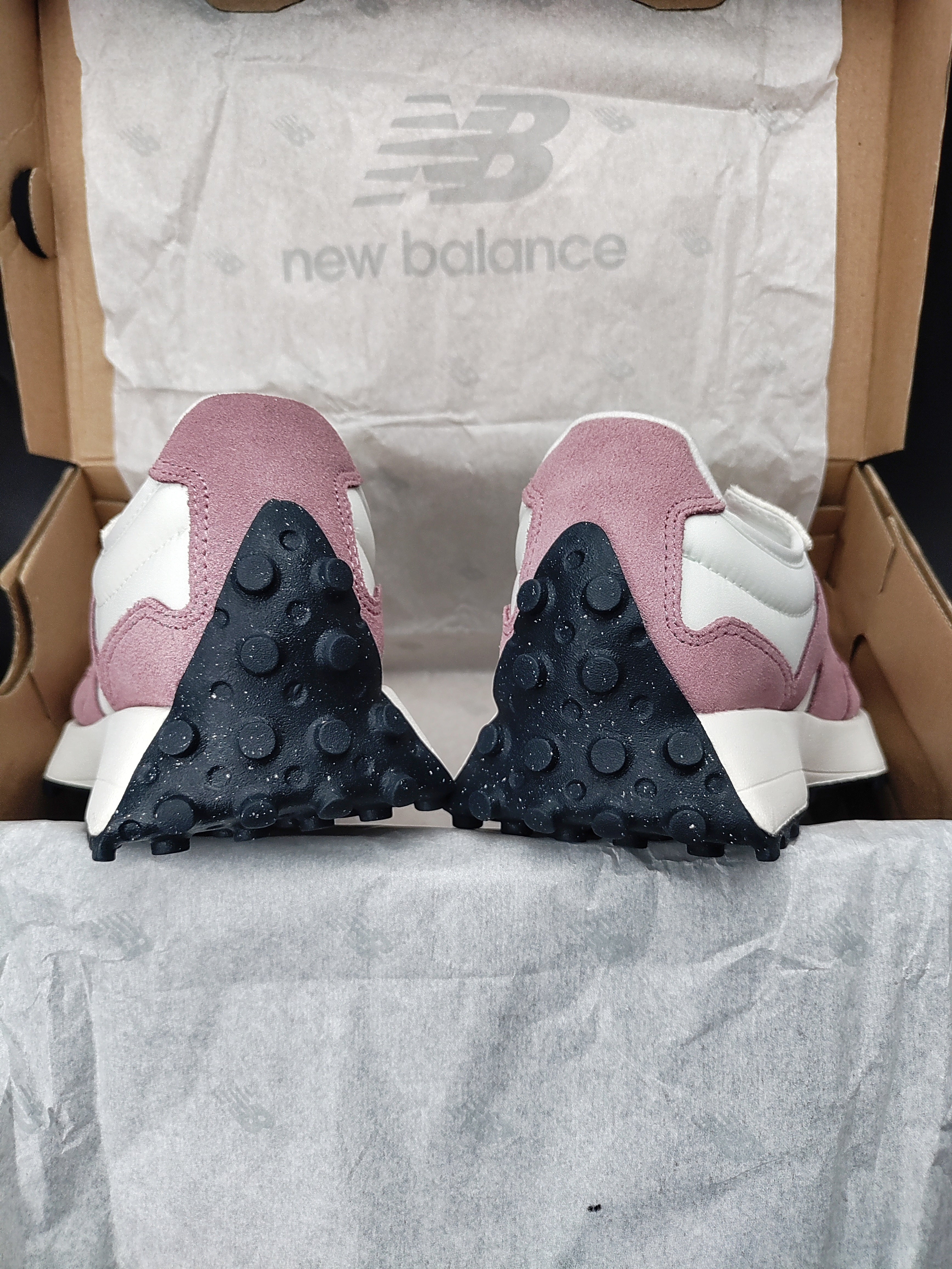 New Balance 327 'Rosewood Pink'