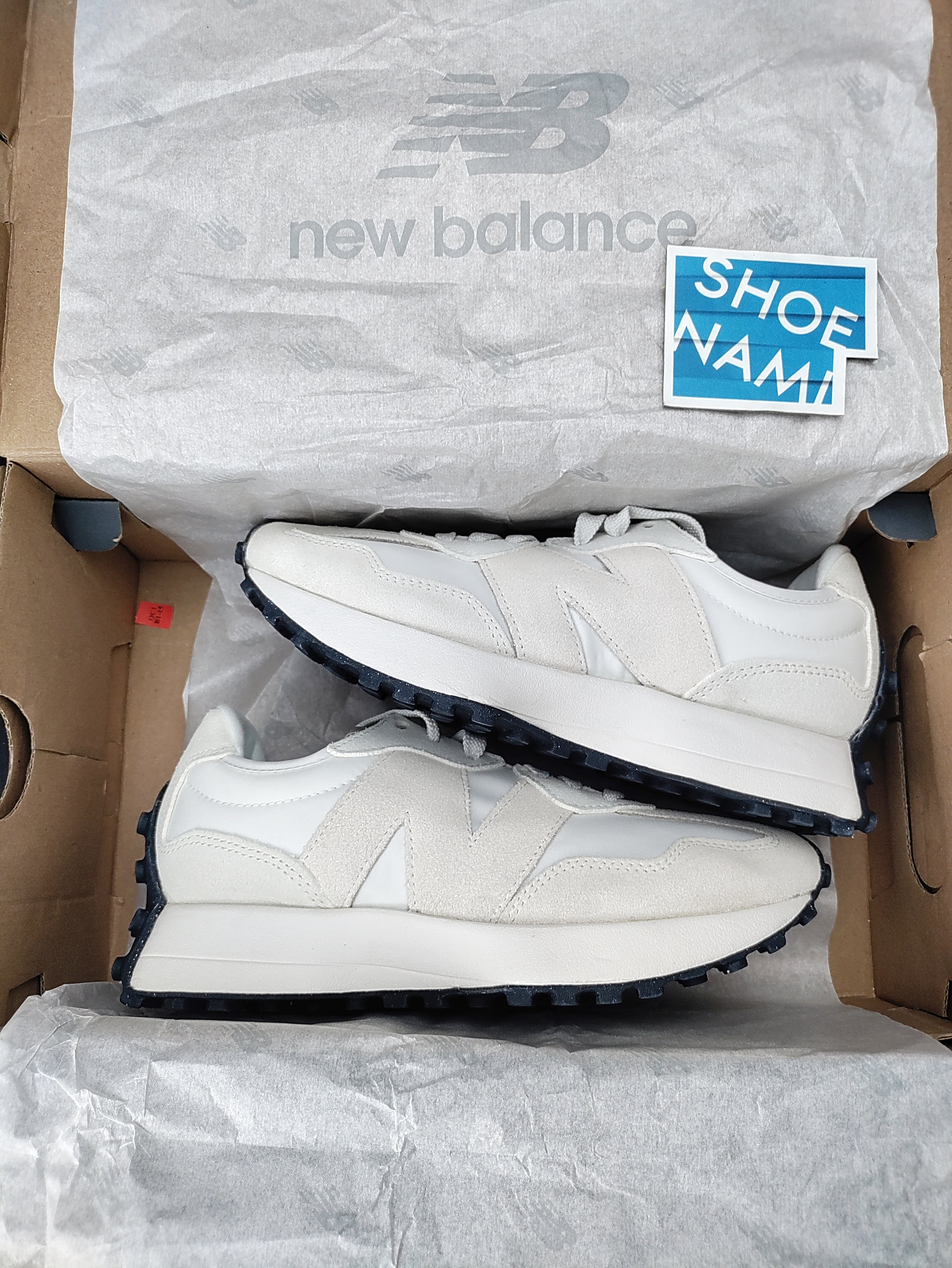 New Balance 327 'Linen Beige'