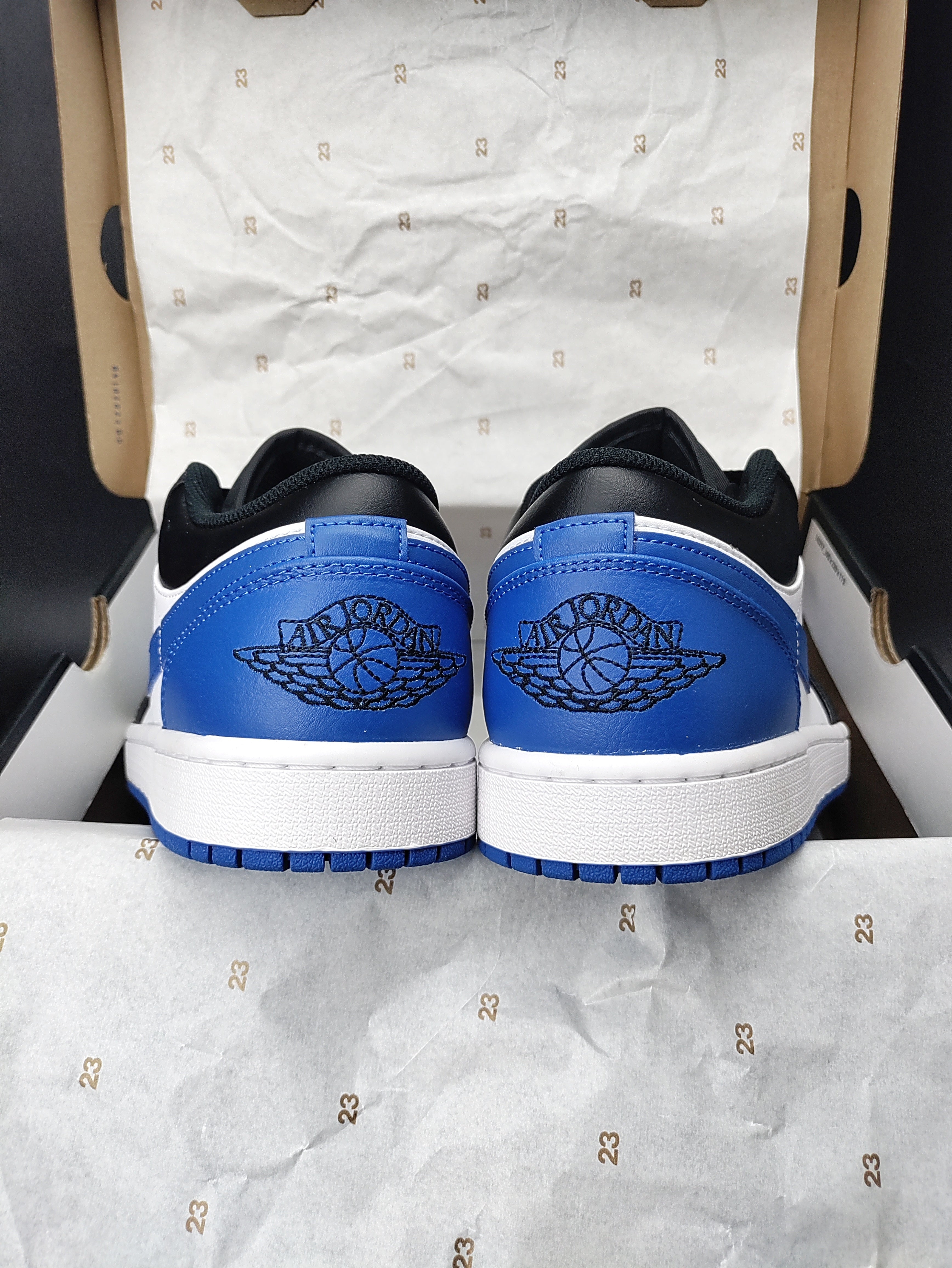 Air Jordan 1 Low 'Alternate Royal Toe'