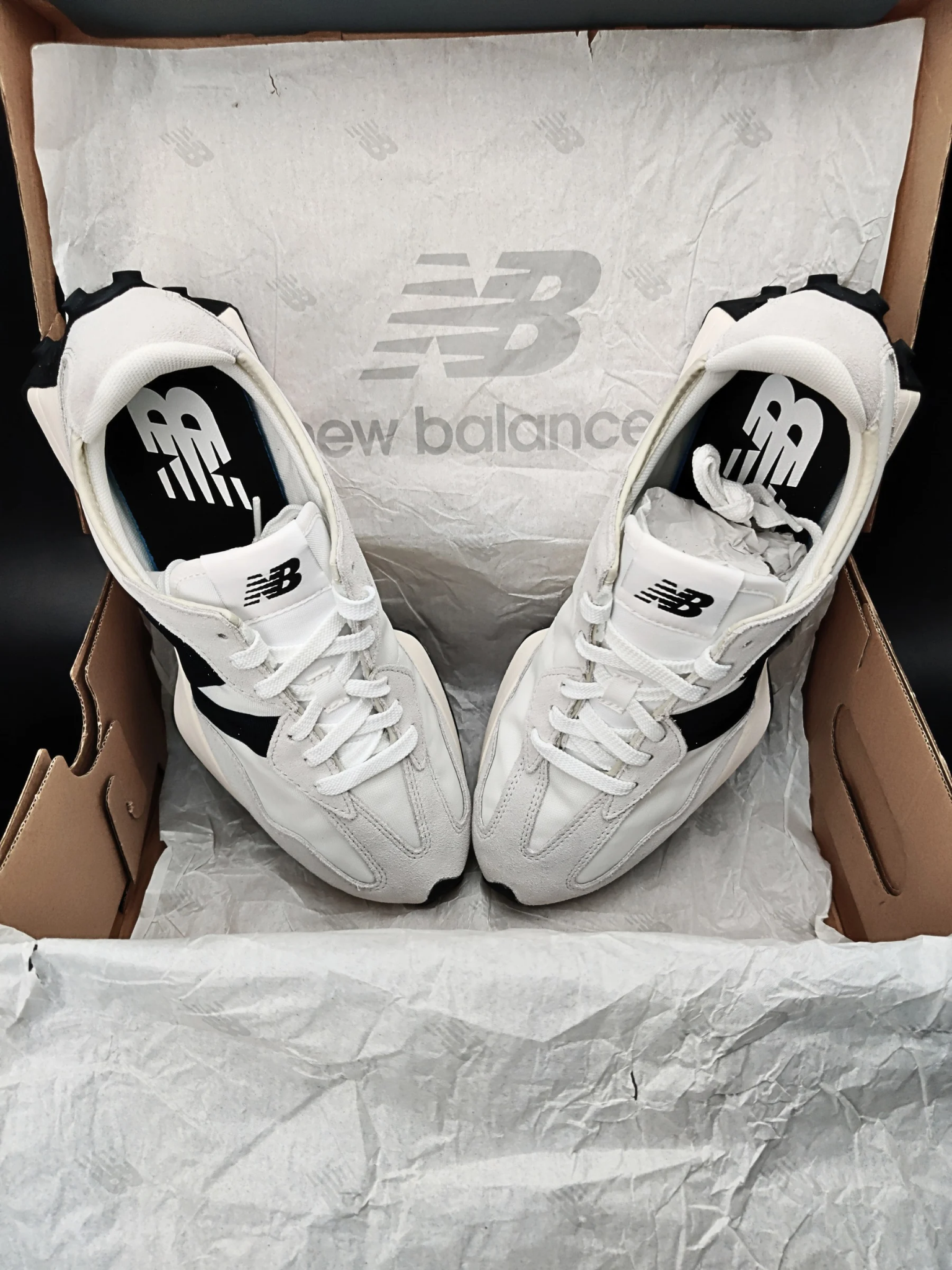 New Balance 327 'Sea Salt Black'