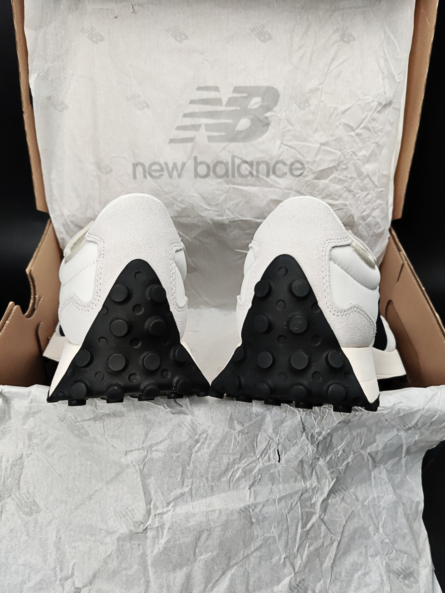 New Balance 327 'Sea Salt Black'