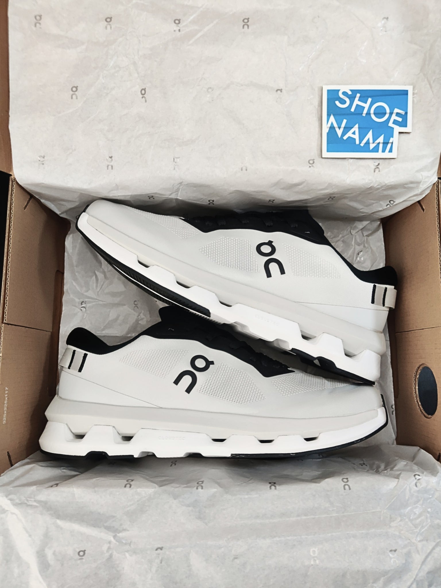 on-cloudzone-ice-black-mens-3MF10081926-3