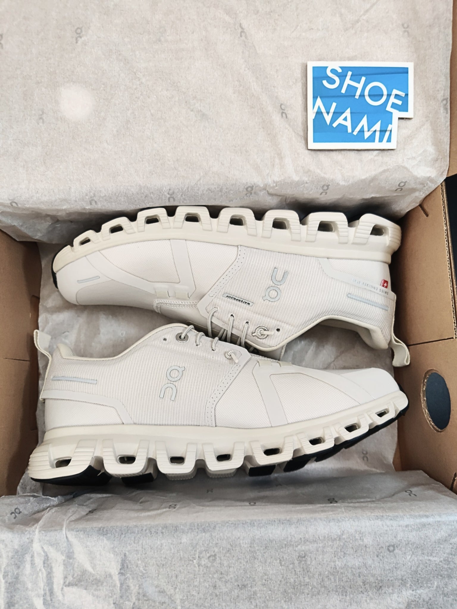 On Cloud 6 Waterproof 'Pearl/Cream'