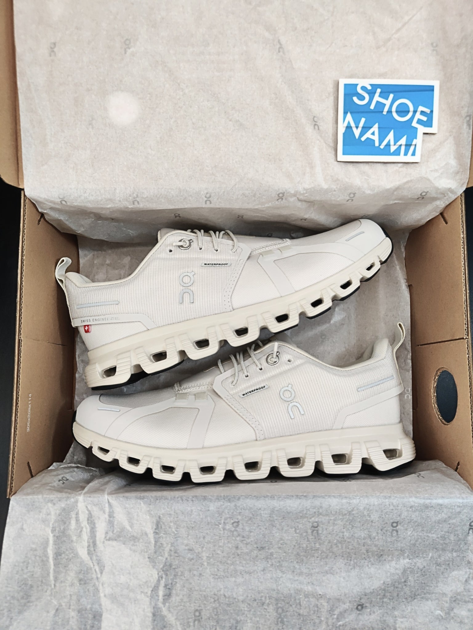On Cloud 6 Waterproof 'Pearl/Cream'
