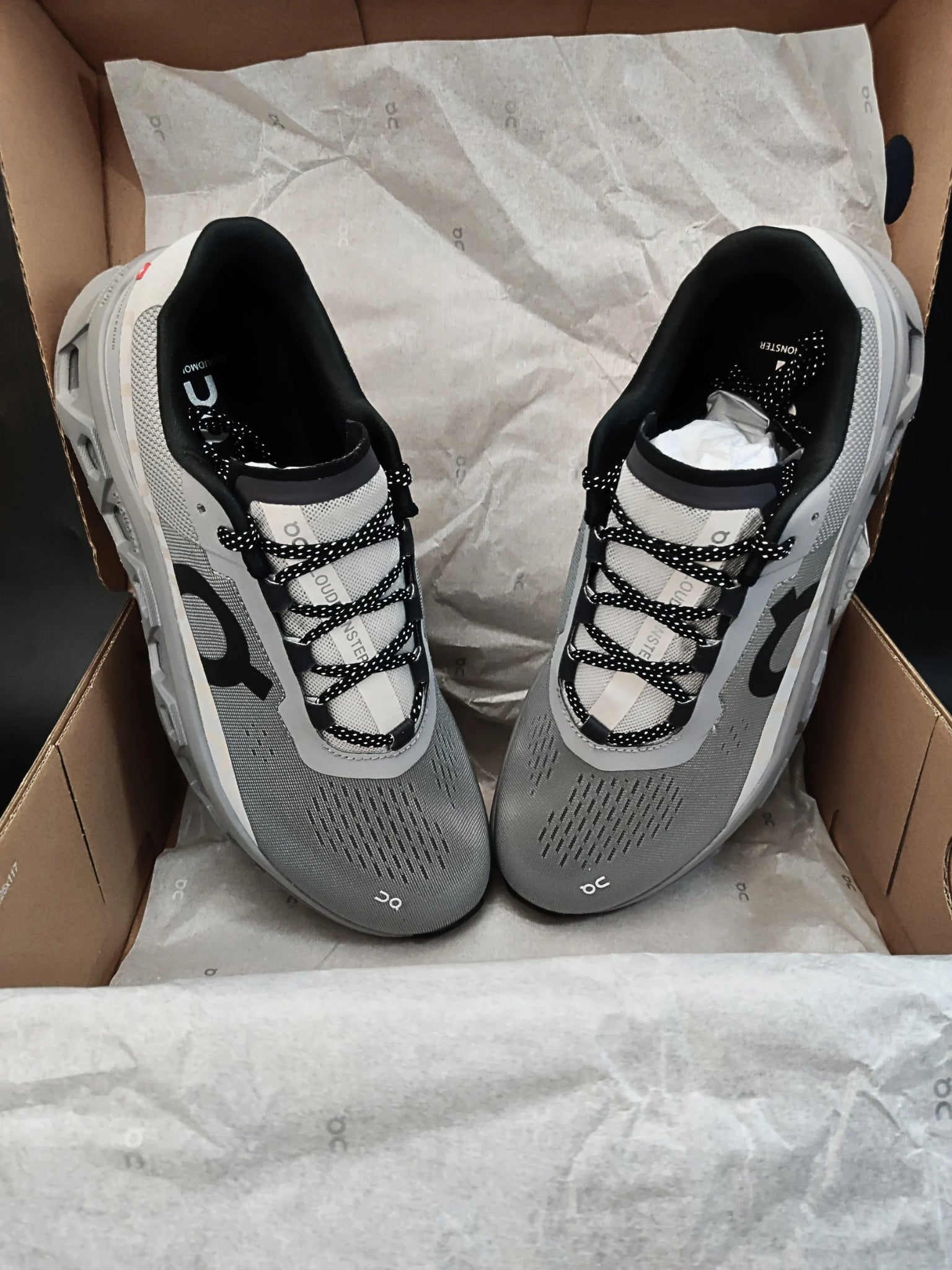 On Cloudmonster 'Alloy Silver'