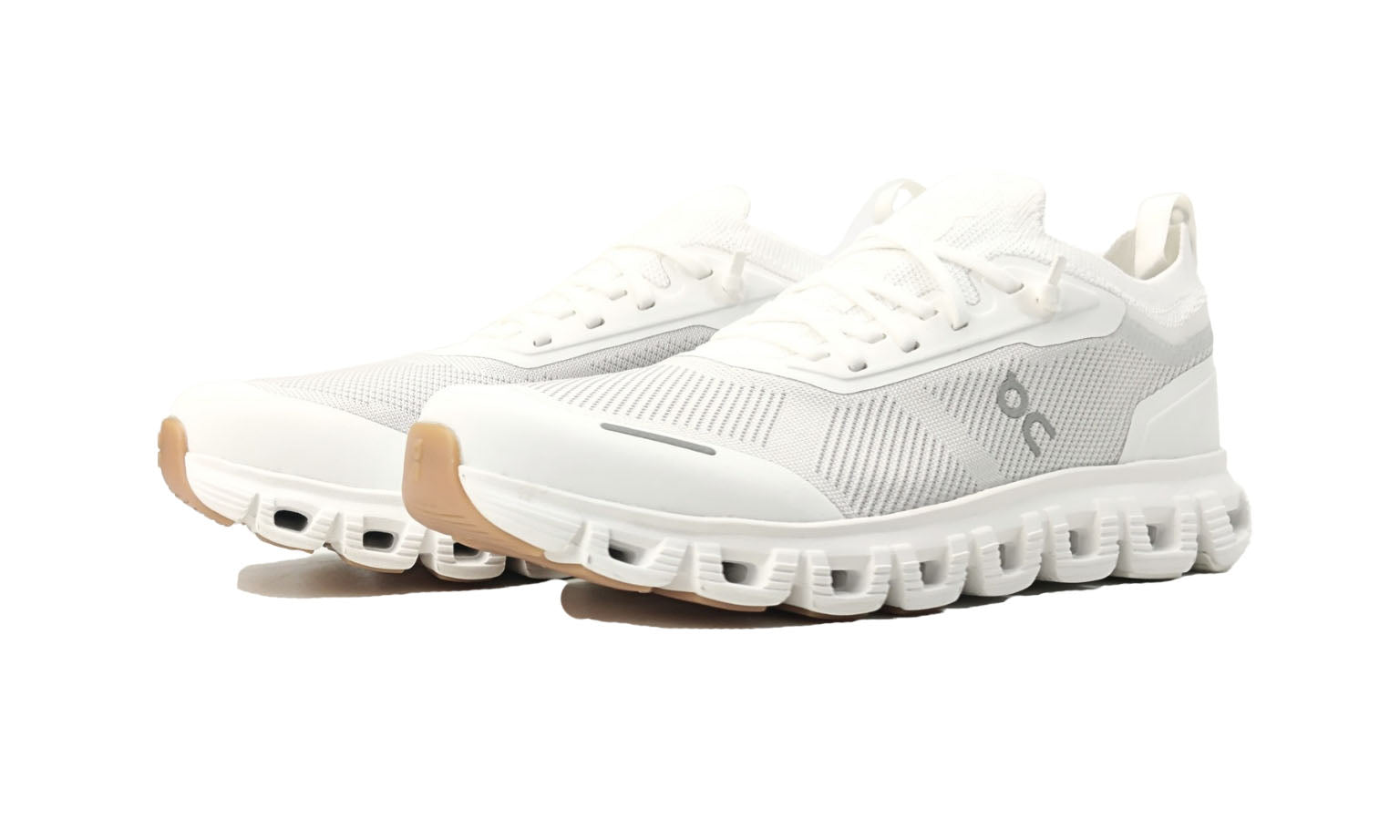 On Cloud 6 Versa 'All White' (W)