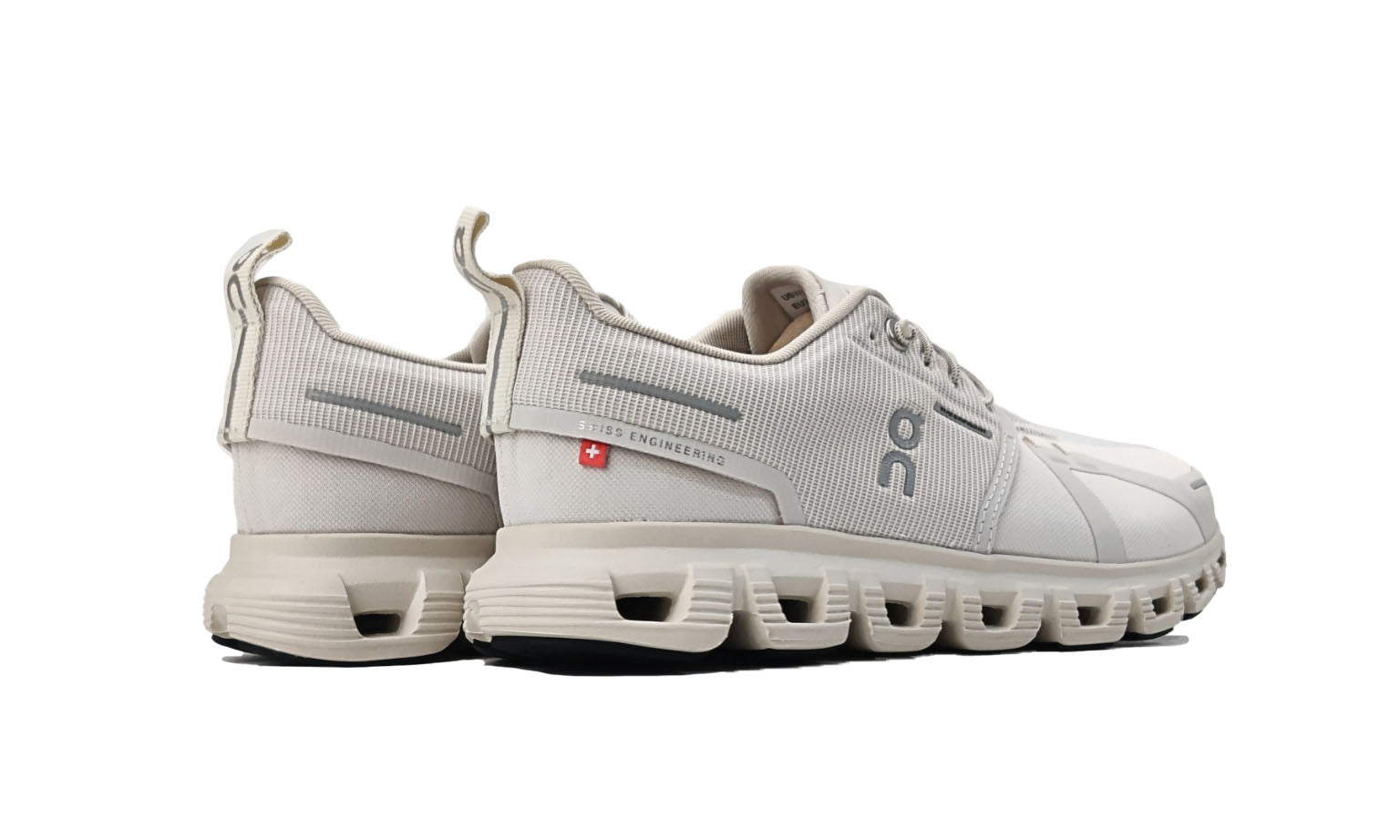 On Cloud 6 Waterproof 'Pearl/Cream'