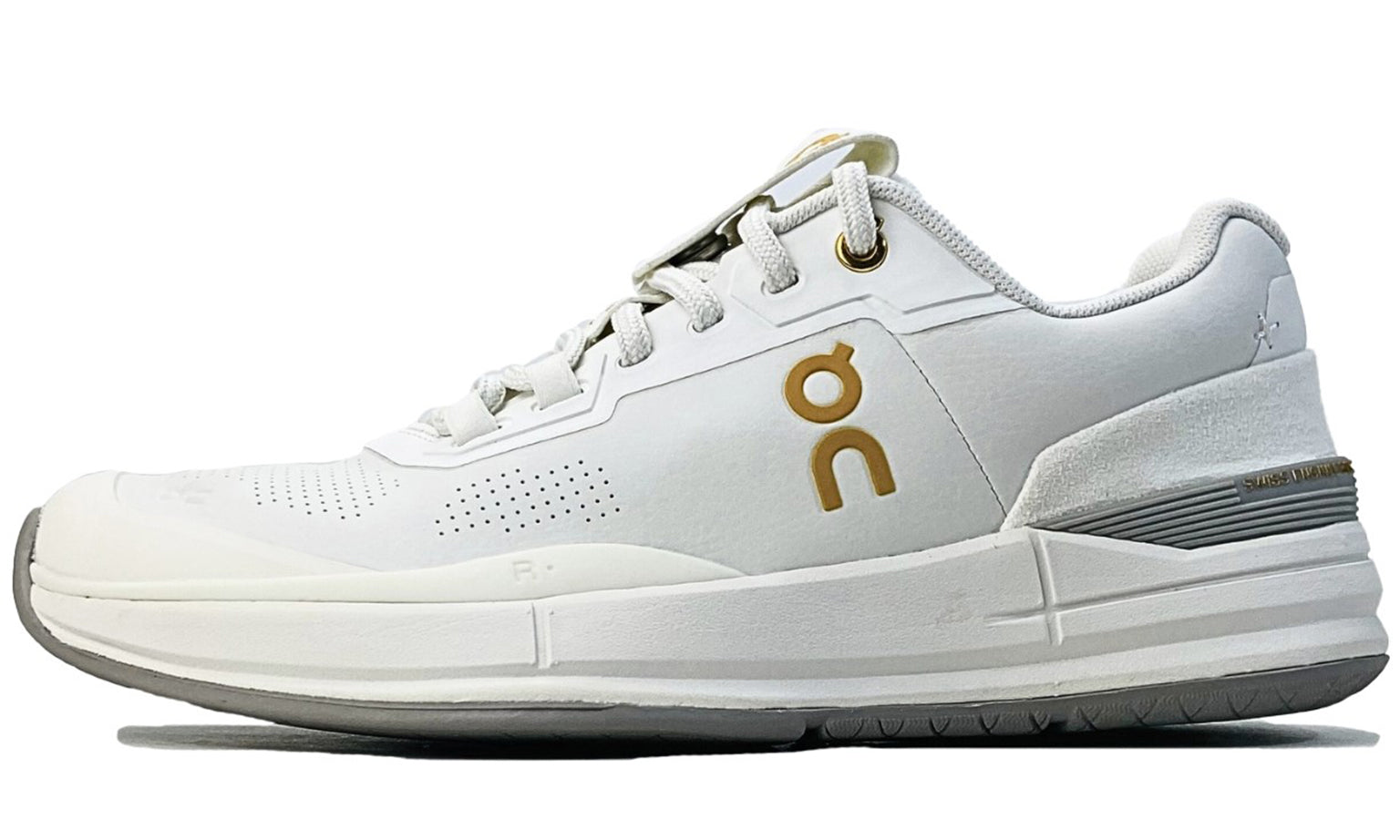 On The Roger Pro Ace 'Ivory Fog' (W)