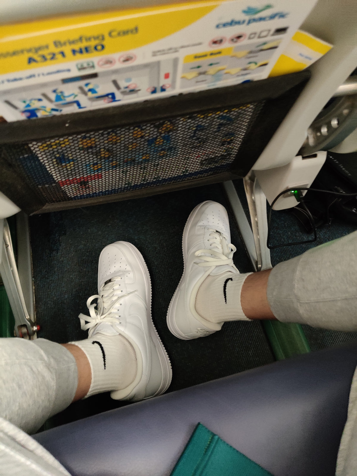 nike cushioned crew