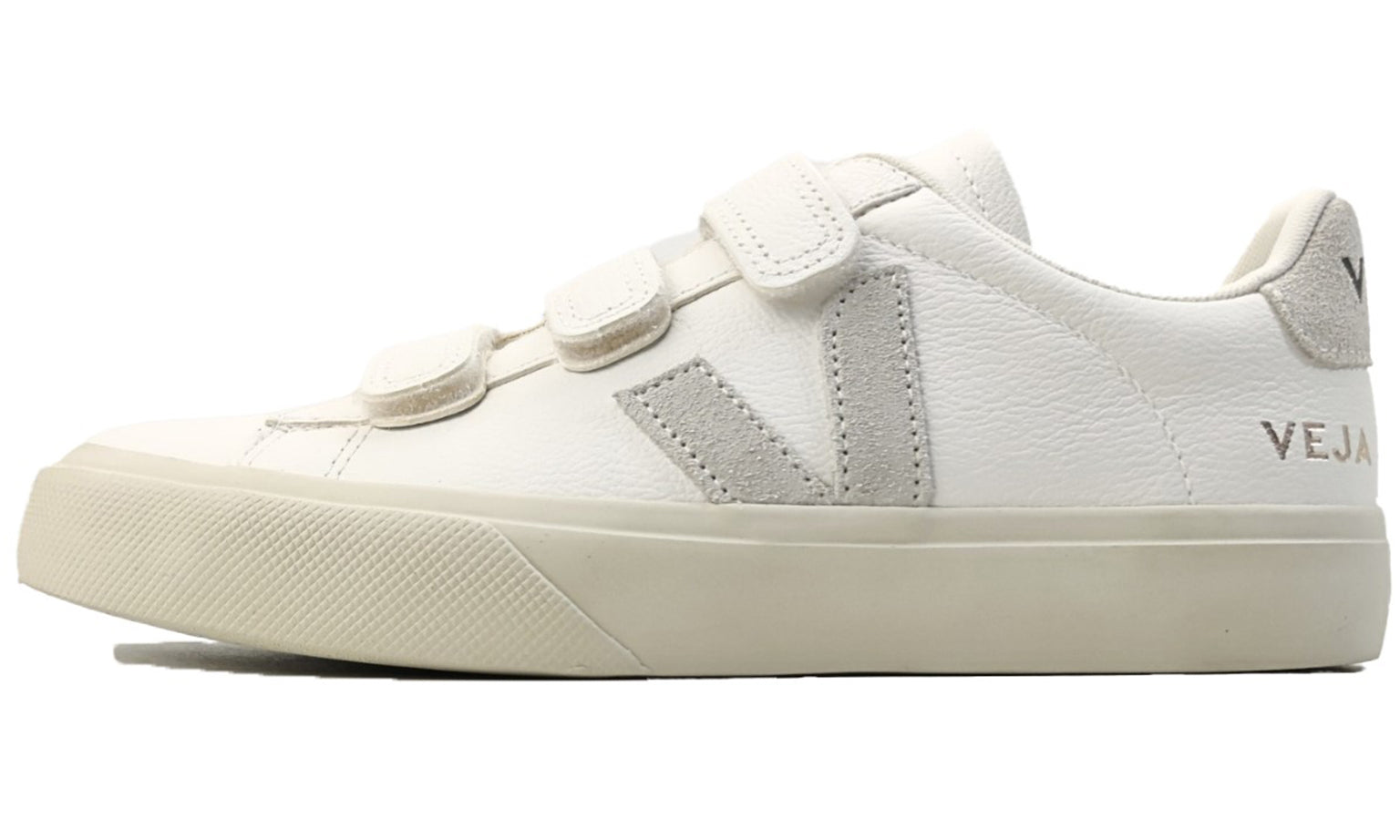 Veja Recife Chromefree 'Extra White Natural'