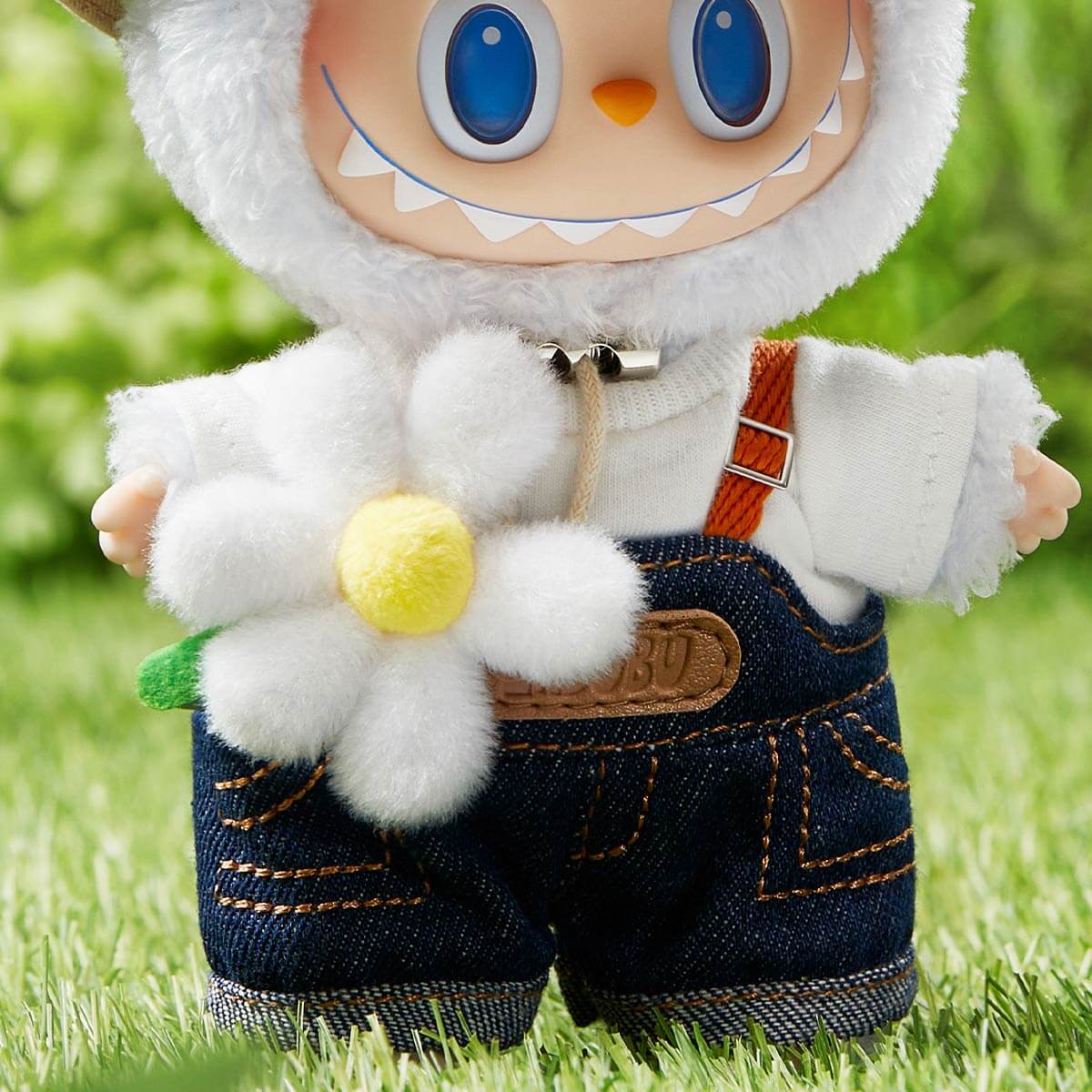 POP MART LABUBU 'FALL IN WILD KEYCHAIN'
