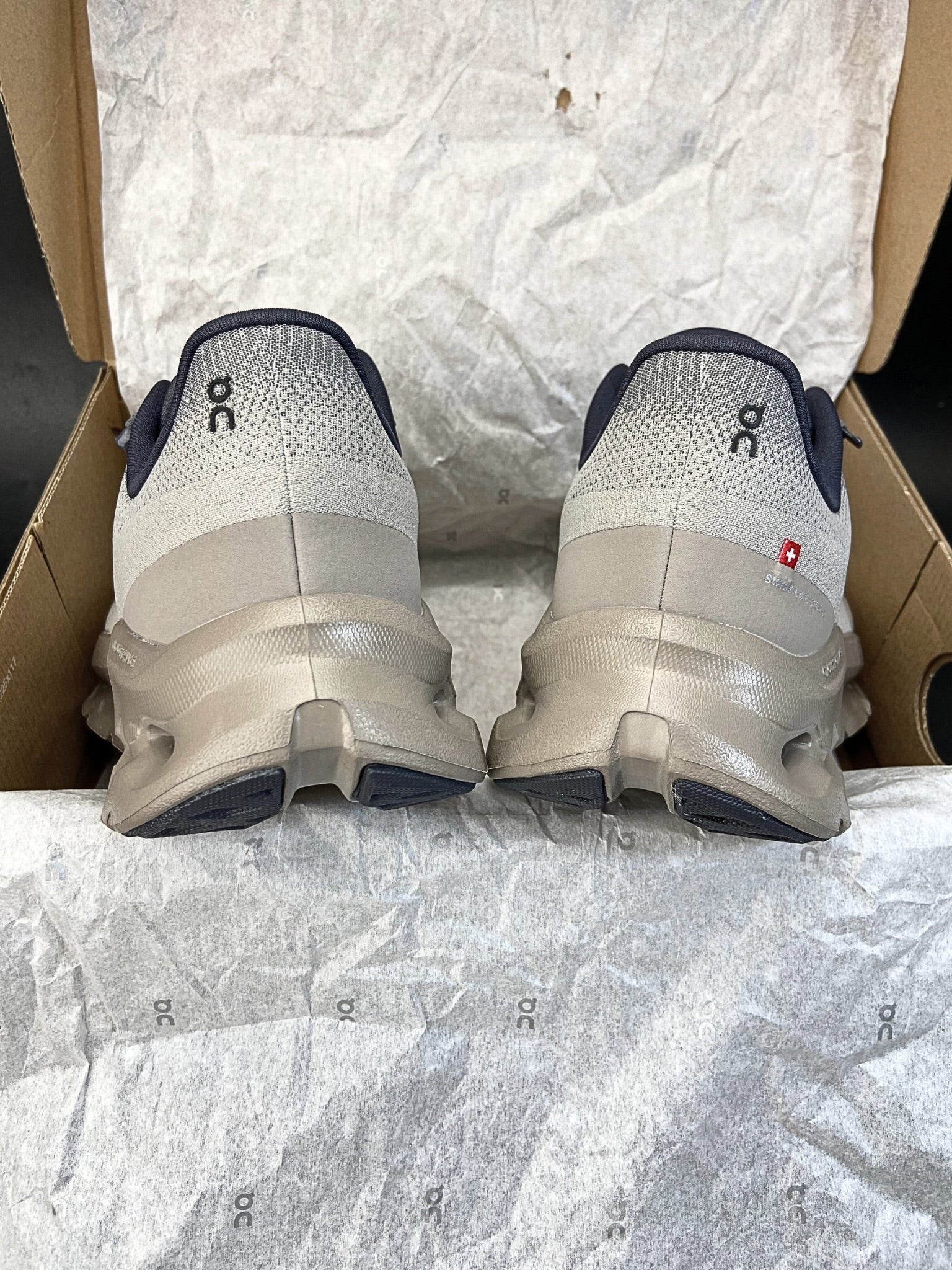 On Cloudtilt 'Eclipse Cinder'