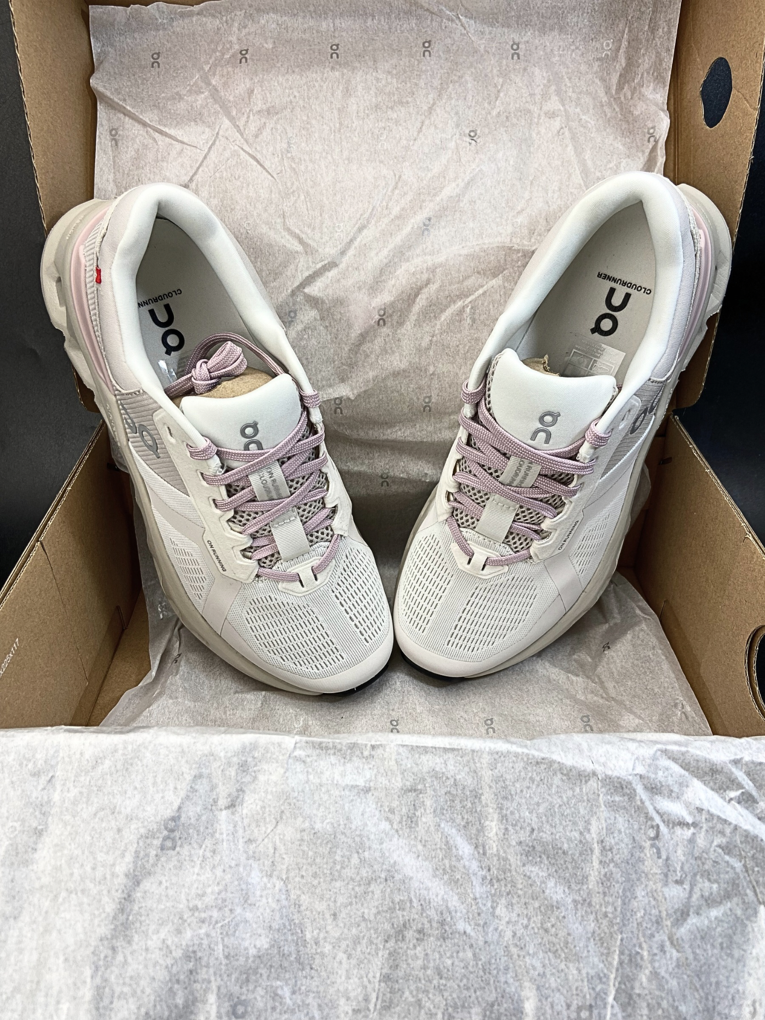 On Cloudrunner 2 'Silver Mauve' (W)