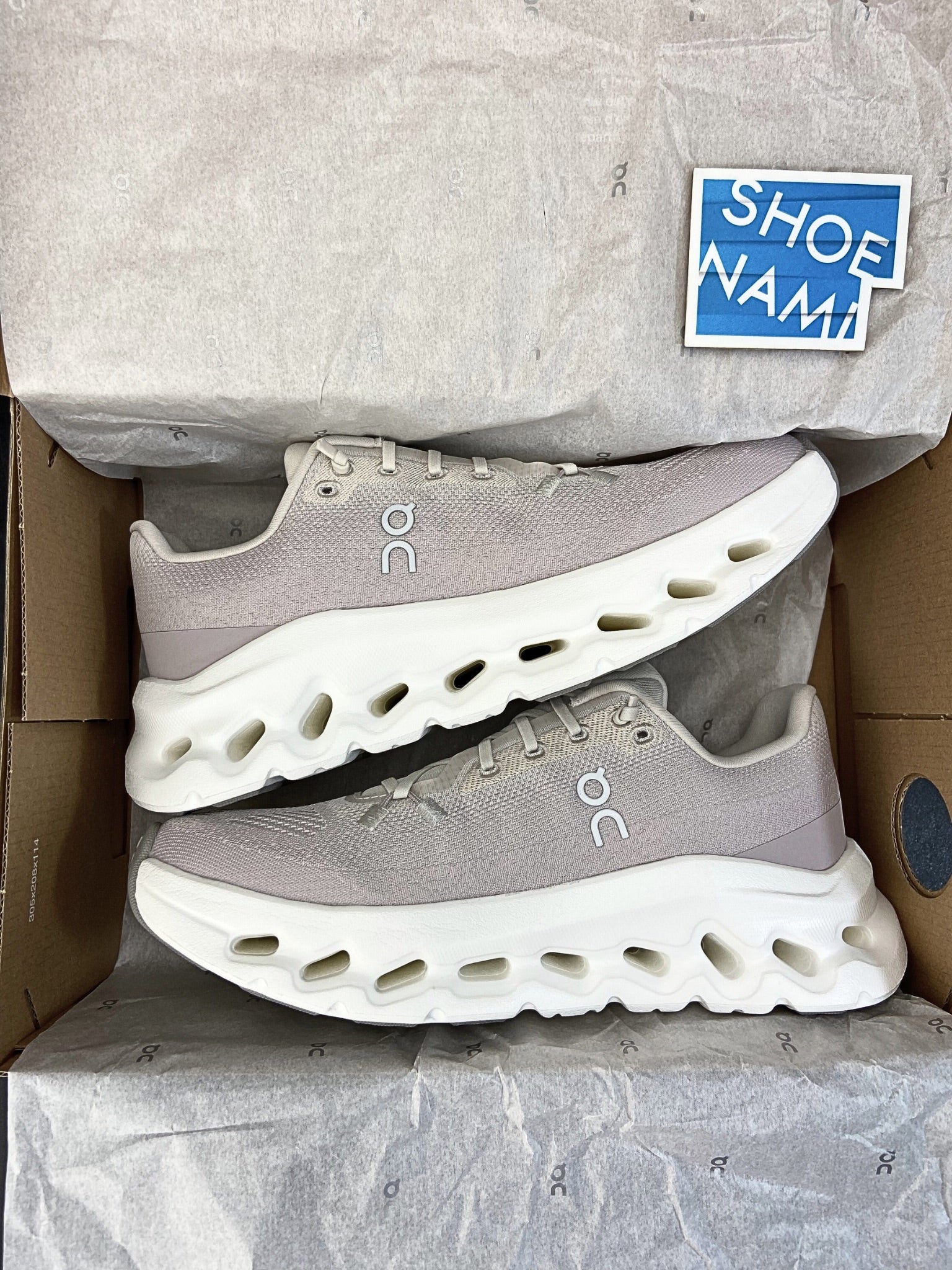 on-cioudtilt-pearl-fade-womens-3WE10054161-3